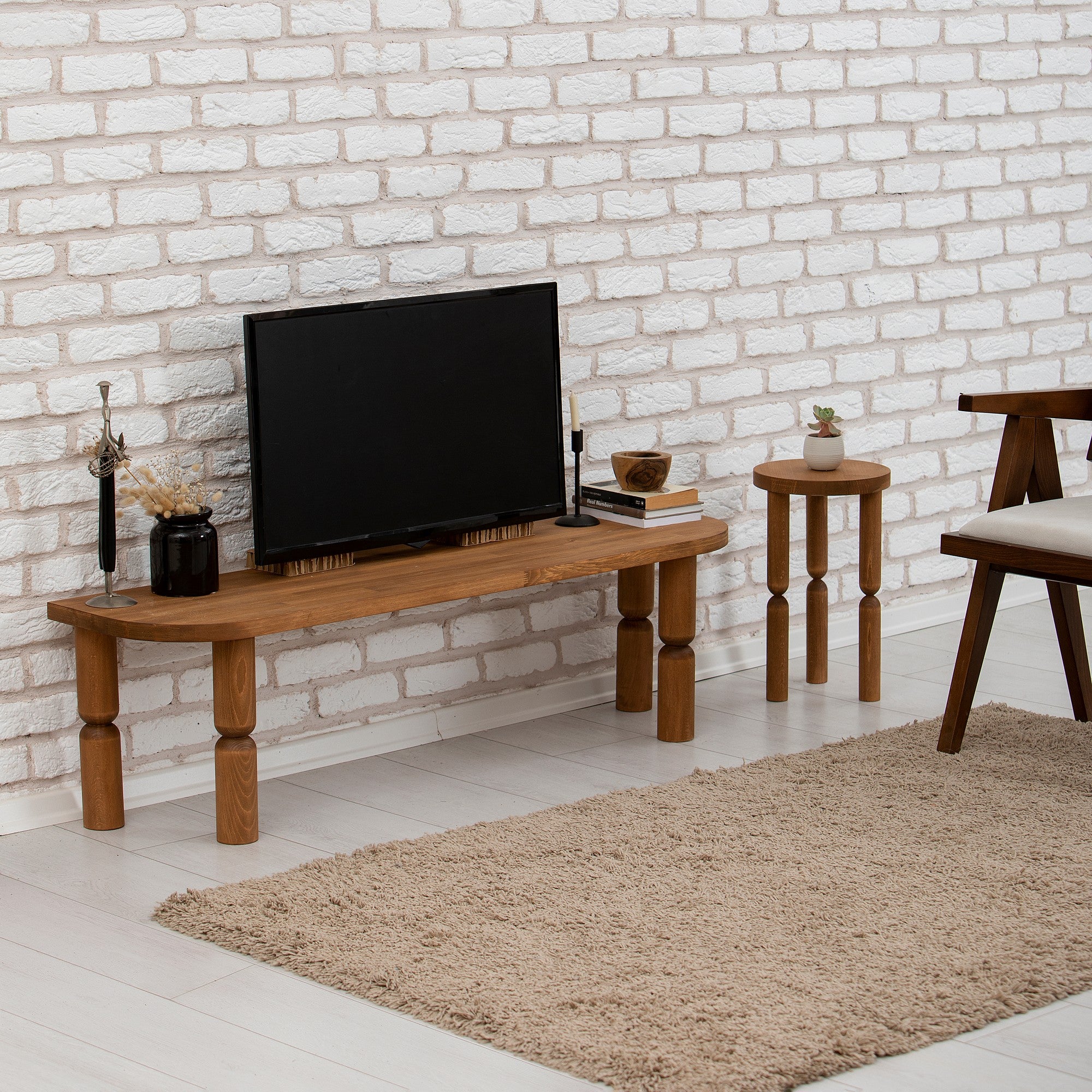 Suporte de TV em madeira maciça, cor castanha, 140 x 40 x 35 cm | Acabamento ultrafosco resistente a raios UV e à base de água | Desmontado para fácil montagem, elegante e durável