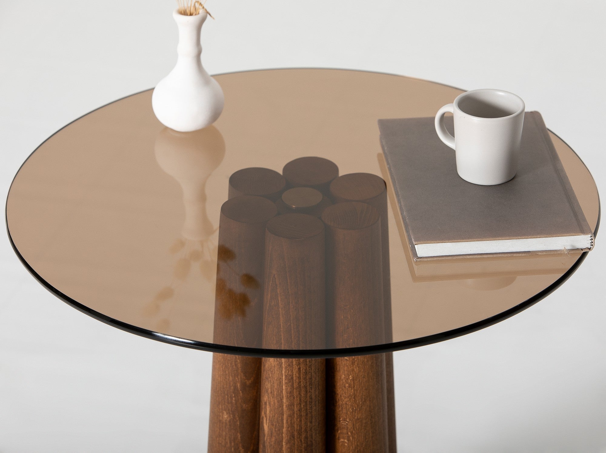Mesa de Centro Elegante, 50x50x50 cm, 100% Vidro Temperado e Estrutura em Faia, Acabamento em Bronze e Nogueira | Design Moderno para Sala de Estar e Lounge