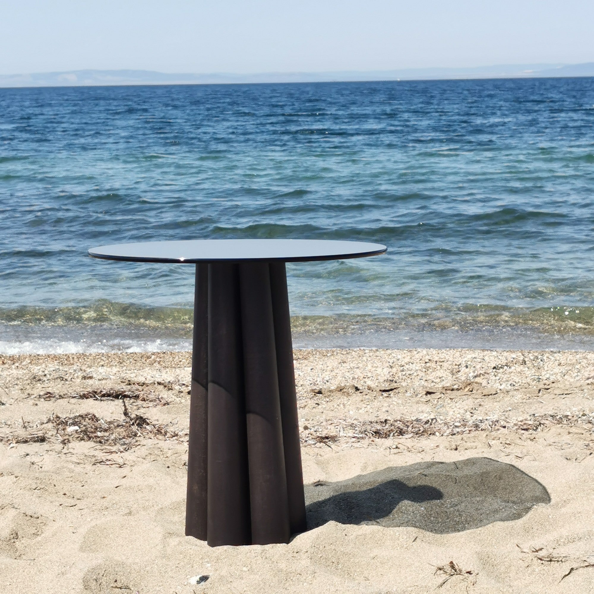 Mesa de Centro Elegante, 50x50x50 cm, Cinza Escuro e Preto | 100% Vidro Temperado e Estrutura em Madeira de Faia | Desmontada para Fácil Montagem, Design Moderno
