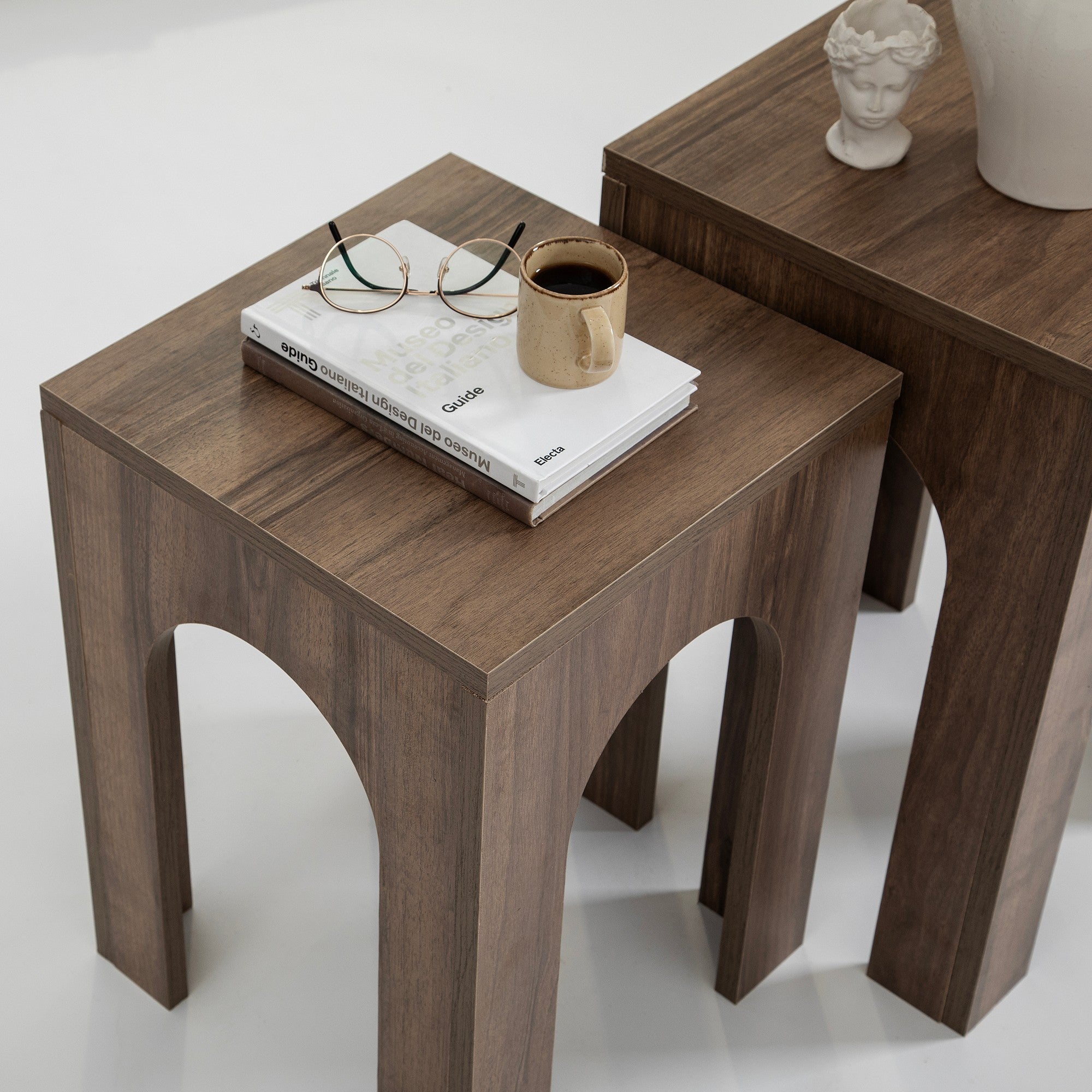Conjunto de mesa de centro elegante (2 peças), cor nogueira, 35 x 50 cm e 35 x 55 cm | Aglomerado 100% revestido de melamina, 18 mm de espessura | Design moderno, fácil montagem