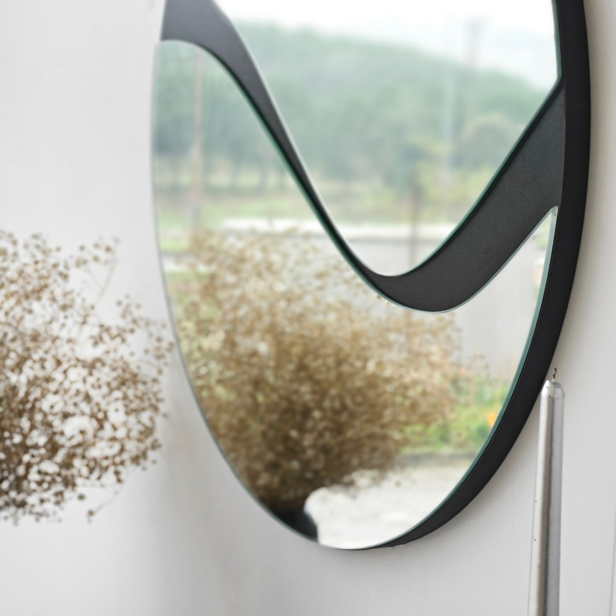 Espelho elegante de parede preto, 70 x 70 cm | Painel de partículas 100% revestido em melamina, cintas de PVC | Design ajustável e ecológico para espaços modernos