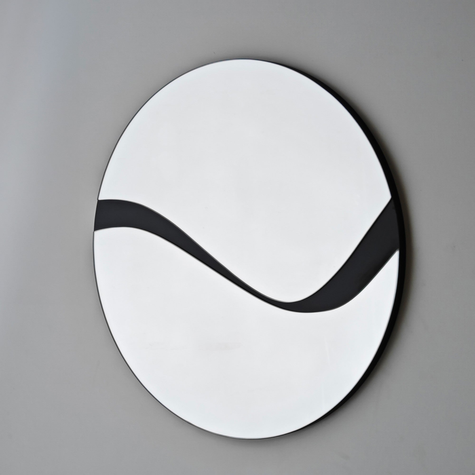 Espelho elegante de parede preto, 70 x 70 cm | Painel de partículas 100% revestido em melamina, cintas de PVC | Design ajustável e ecológico para espaços modernos