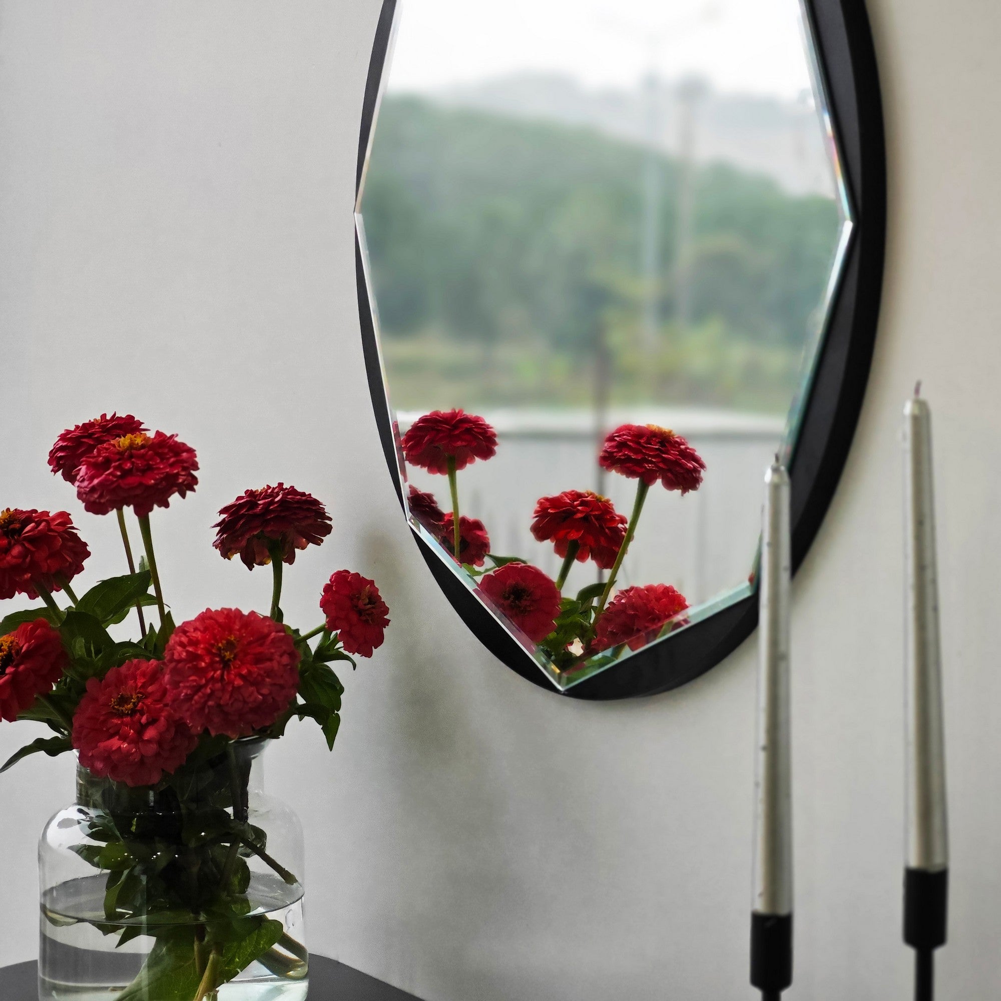 Espelho elegante de parede preto, 60 x 60 cm | Painel de partículas 100% revestido em melamina, cintas de PVC | Design Flotal-E ajustável e ecológico