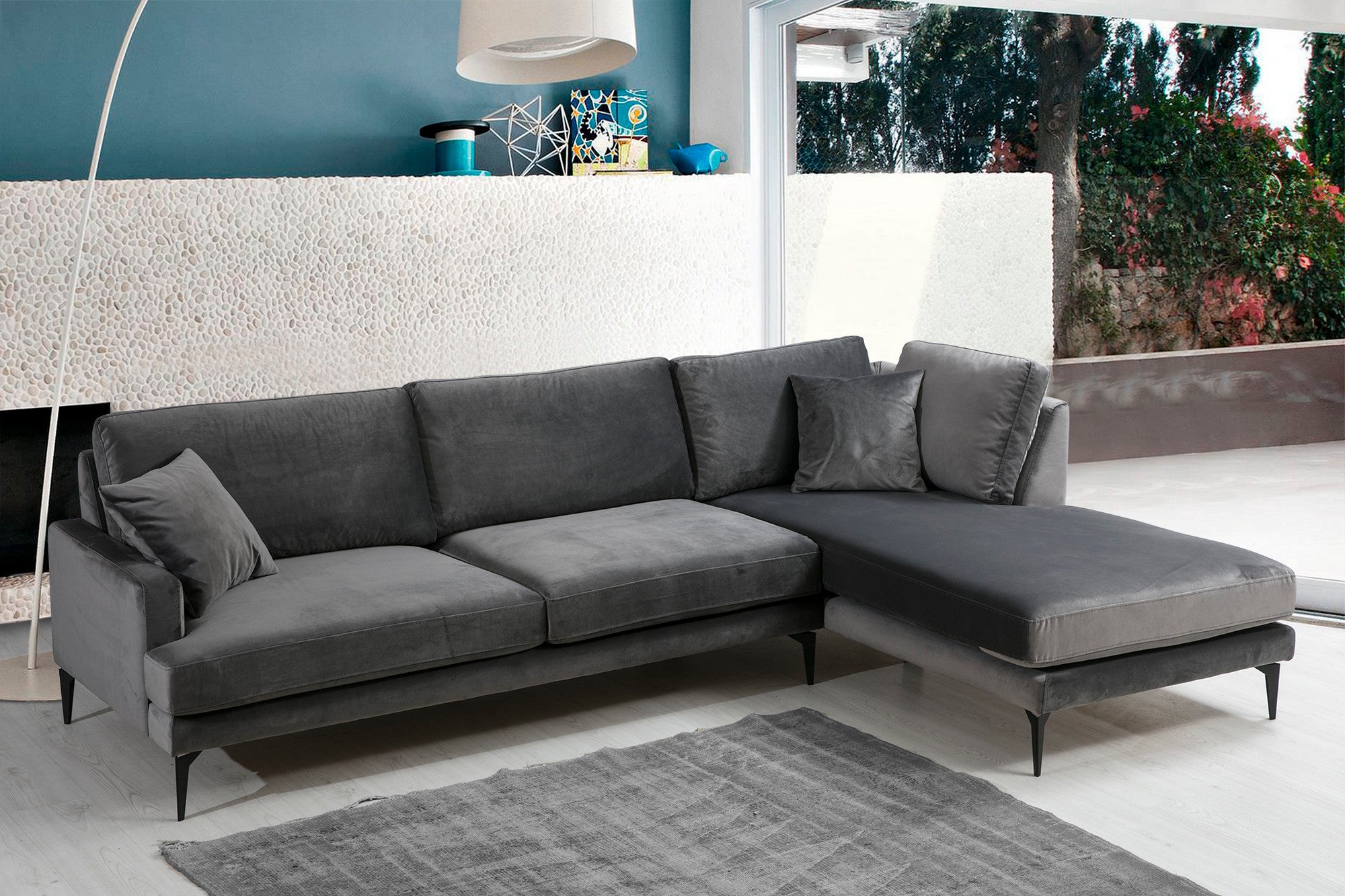 Sofá de canto elegante, cinza antracite, 283 x 180 cm | Estrutura em madeira de faia e aglomerado, 100% poliéster, almofadas de espuma macia | Design industrial moderno com pernas em preto fosco