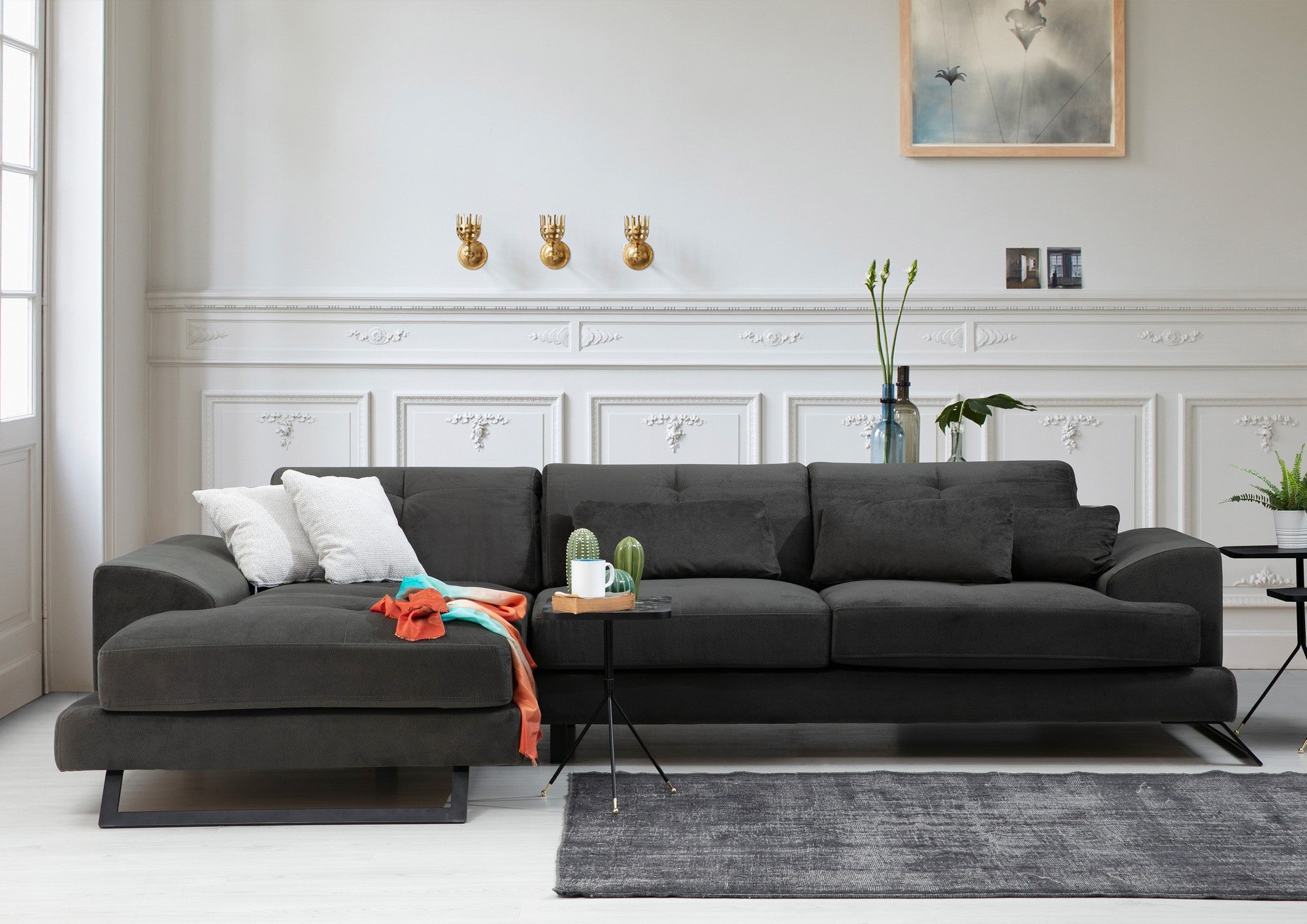 Sofá de canto elegante, cinza antracite, 304 x 190 x 92 cm | Estrutura em madeira de faia e aglomerado, encosto ajustável, almofadas de espuma macia | Design industrial moderno