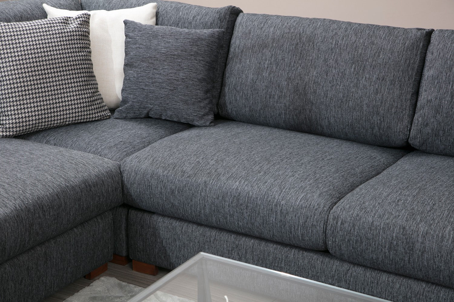 Sofá de canto elegante com estrutura de madeira de faia, tecido antracite, 282 x 323 cm | Inclui 4 almofadas portáteis, pernas de nogueira, perfeito para espaços modernos
