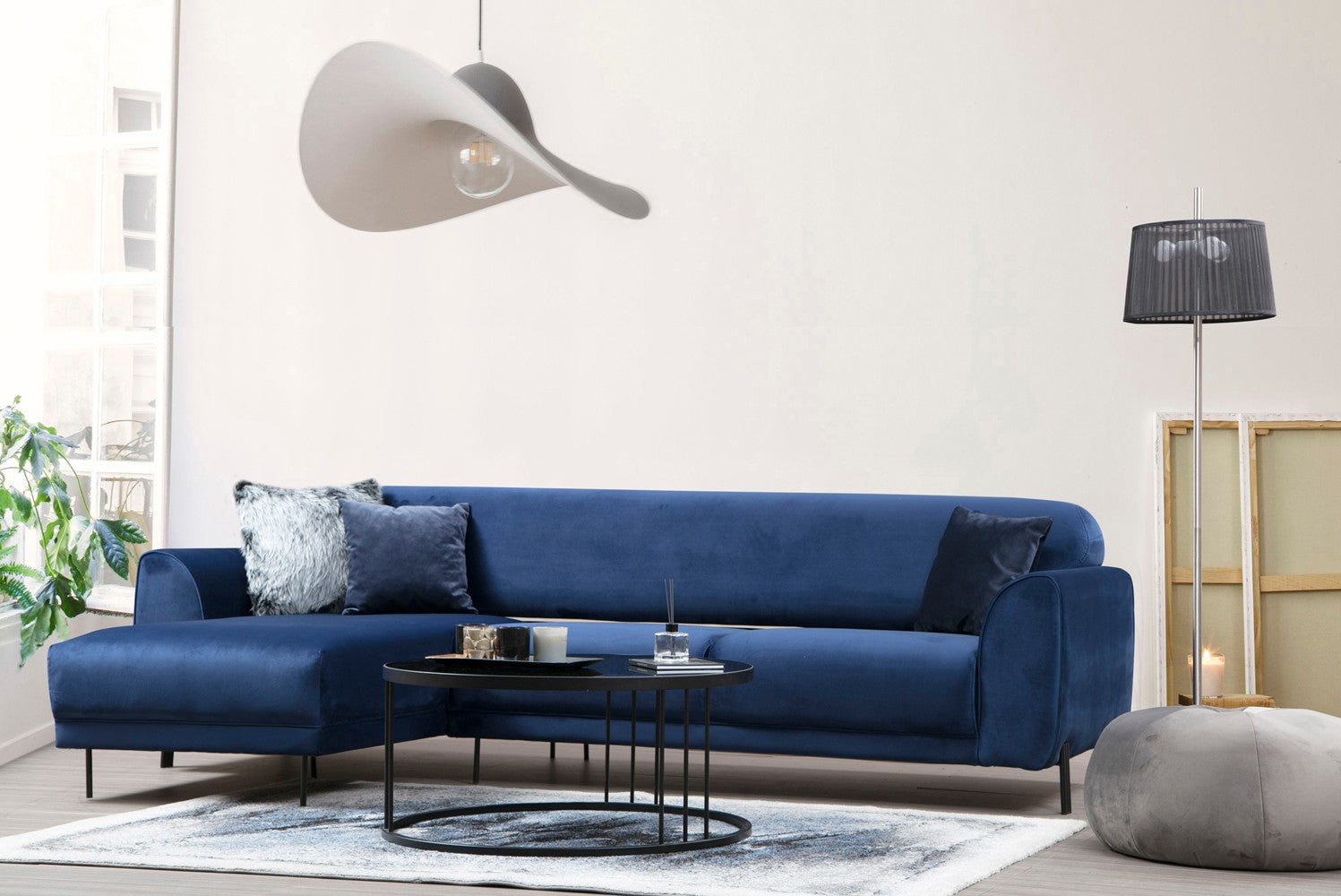 Sofá-cama de canto elegante em azul-marinho, estrutura de madeira de faia e aglomerado, 287 x 169 cm | 100% poliéster, espuma de mola de 10 cm, design industrial moderno