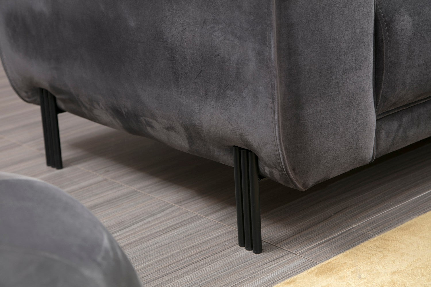 Sofá-cama de canto elegante, antracite, 287 x 169 cm | Estrutura em madeira de faia e aglomerado, 100% poliéster, espuma de mola de 10 cm | Design industrial moderno, perfeito para espaços de convivência