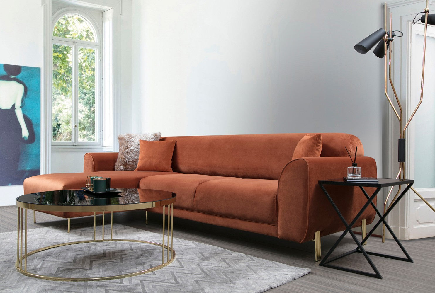 Sofá-cama de canto Cinnamon, estrutura de madeira de faia e aglomerado, 287 x 169 cm | 100% poliéster, pernas de metal dourado, elegante e funcional para espaços modernos