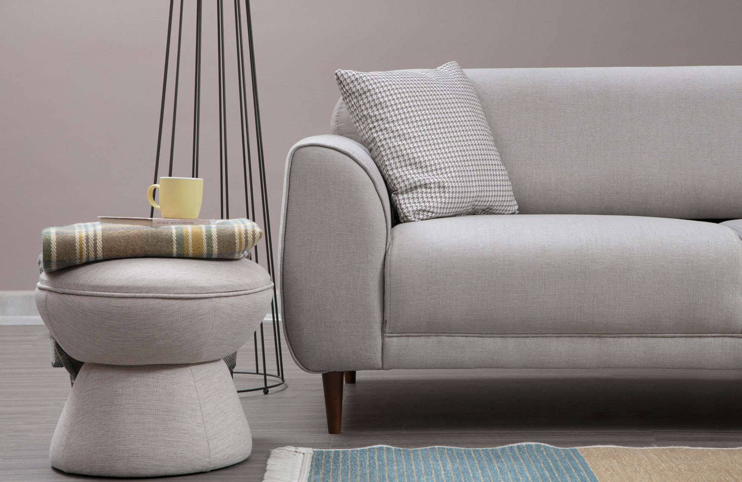 Sofá-cama de canto bege, 287 x 169 cm, estrutura de madeira de faia, 100% poliéster, espuma de mola de 10 cm, pernas pretas foscas | Elegante e funcional para espaços modernos