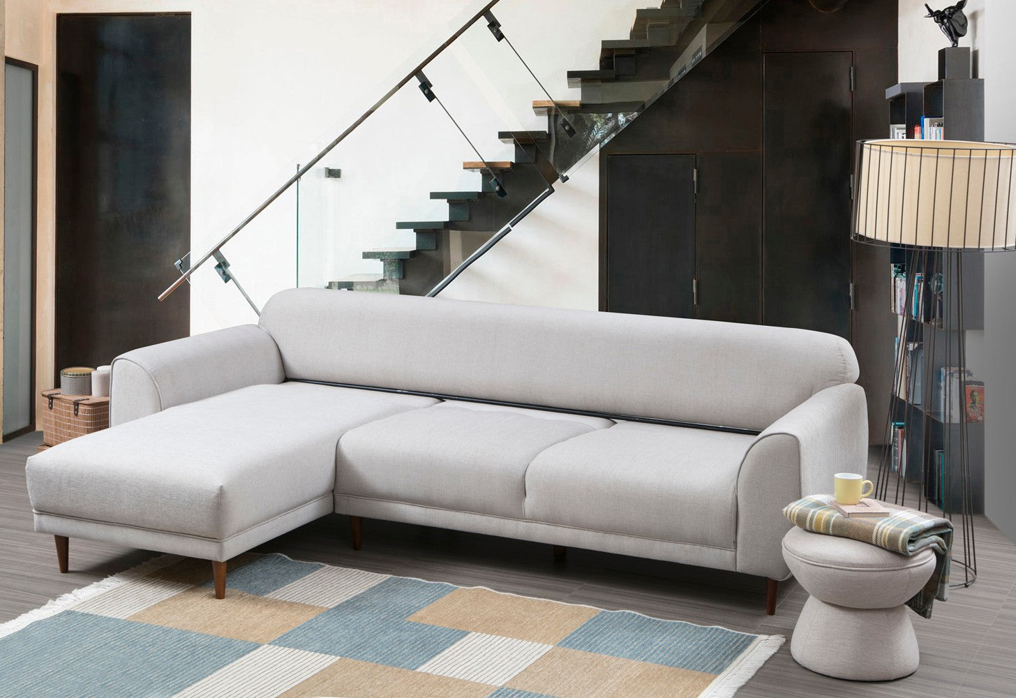Sofá-cama de canto bege, 287 x 169 cm, estrutura de madeira de faia, 100% poliéster, espuma de 10 cm, pernas pretas foscas | Elegante e funcional para espaços modernos
