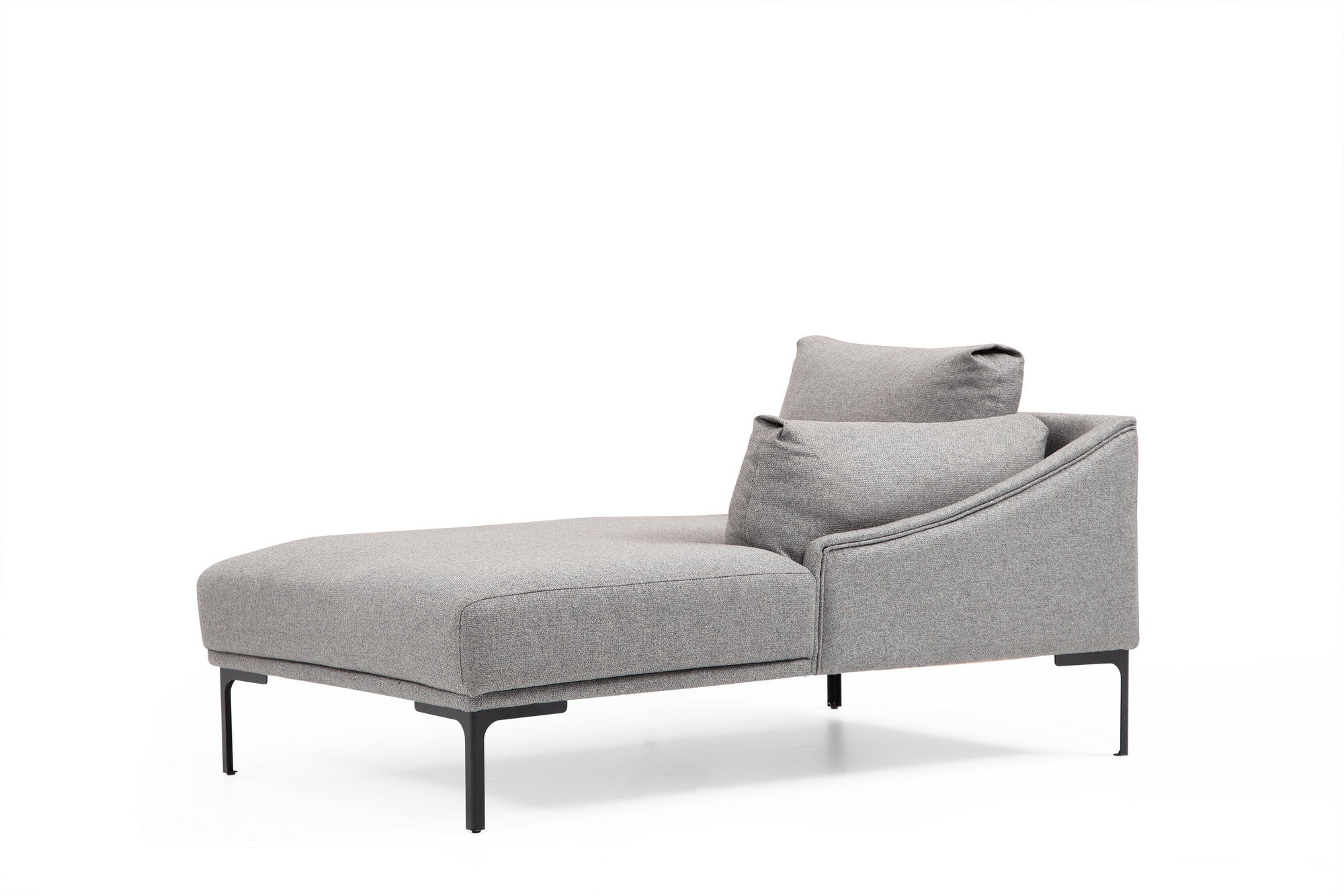 Sofá de canto elegante, cinza, 255 x 150 cm | Estrutura em madeira de faia e aglomerado, tecido 100% poliéster | Inclui 2 almofadas, pernas de metal | Design escandinavo moderno