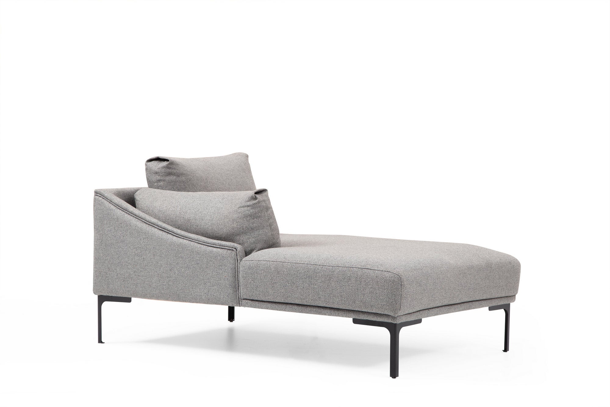 Sofá de canto elegante, cinza, 255 x 150 cm | Estrutura em madeira de faia e aglomerado, tecido 100% poliéster | Inclui 2 almofadas, pernas de metal | Design escandinavo moderno
