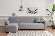 Sofá de canto elegante, cinza claro, 162 x 273 cm | Estrutura em madeira de faia e aglomerado, 100% poliéster, 2 almofadas incluídas | Design elegante para espaços de convivência modernos