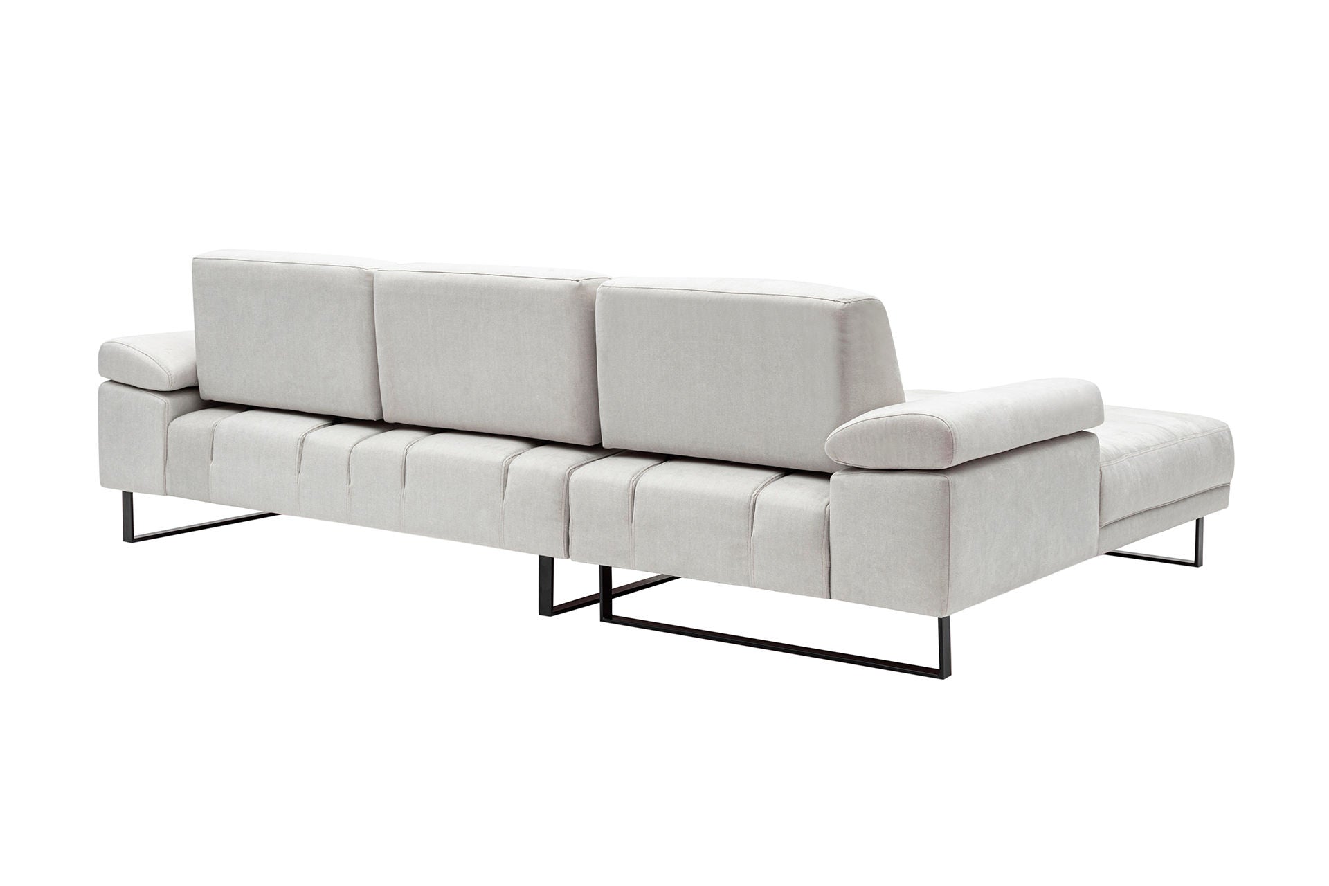 Sofá de canto bege com estrutura de madeira de faia, 174 x 314 cm | 100% poliéster, braço ajustável, encosto móvel, pernas de metal preto fosco | Elegante e funcional para uma vida moderna