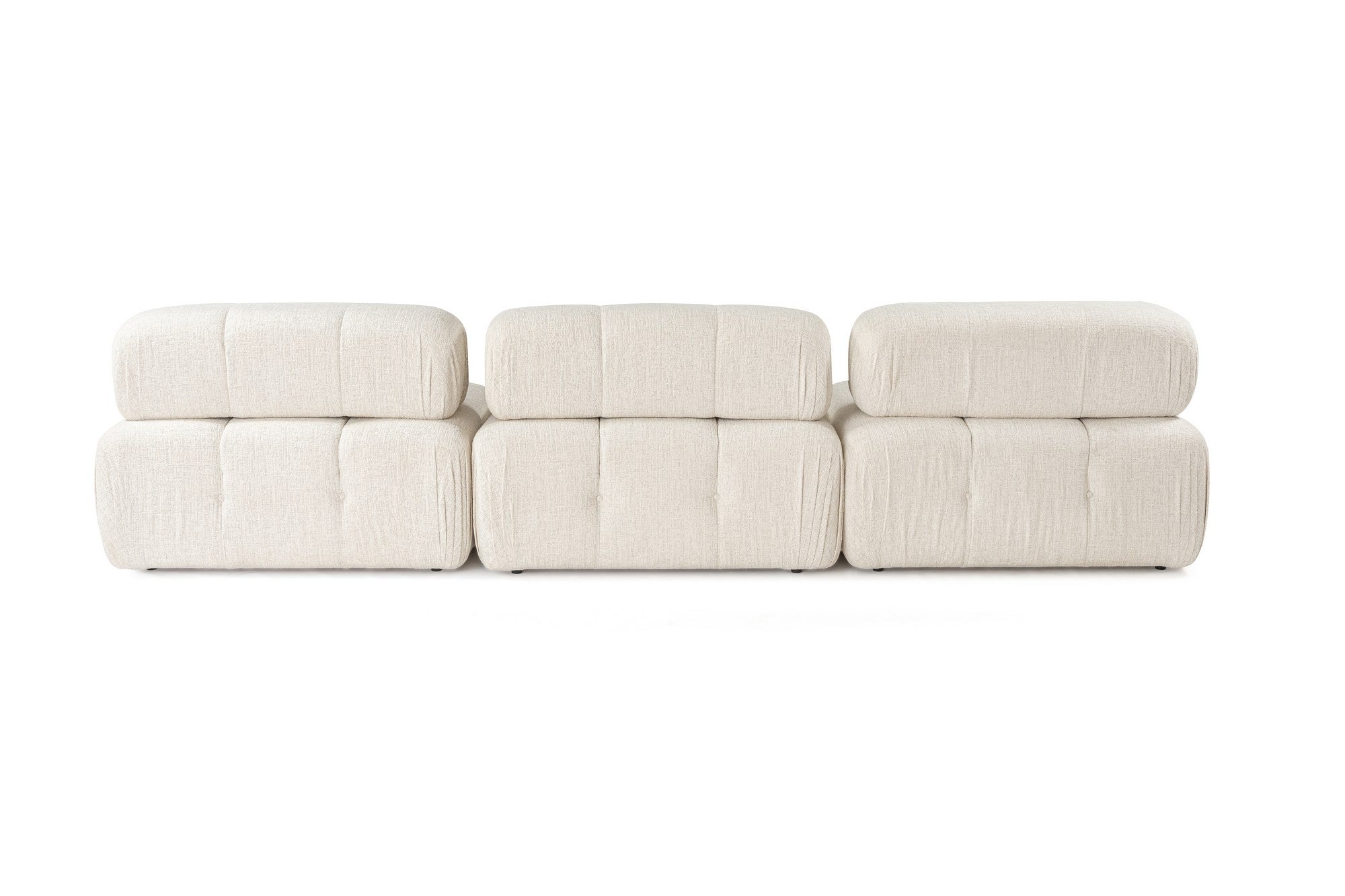Sofá de canto elegante em tom creme, 300x200 cm | Estrutura em madeira de faia e aglomerado, 100% poliéster, espuma 28 DNS | Design moderno com mecanismo de mudança e tecido lavável a seco