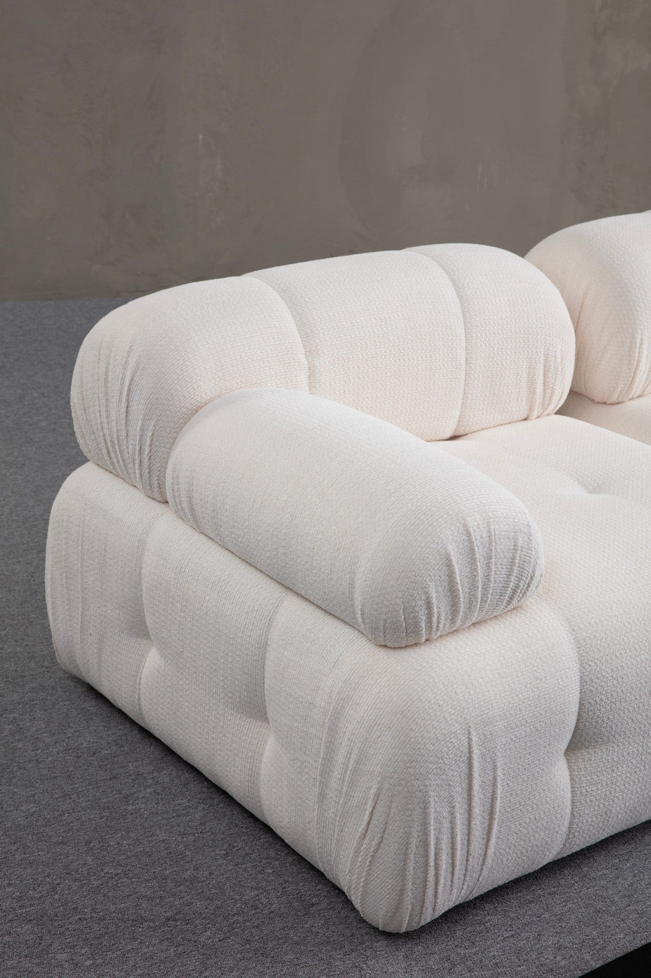 Sofá de canto branco elegante, estrutura de madeira de faia e aglomerado, 290 x 160 cm | Tecido 100% poliéster, espuma cinza macia | Design moderno para sala de estar