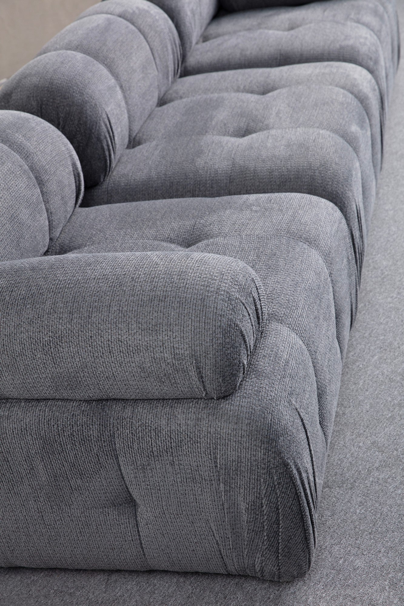 Sofá de canto elegante, cinza, 290 x 160 cm | Estrutura em madeira de faia e aglomerado, tecido 100% poliéster | Assentos de espuma macia, design moderno para sala de estar