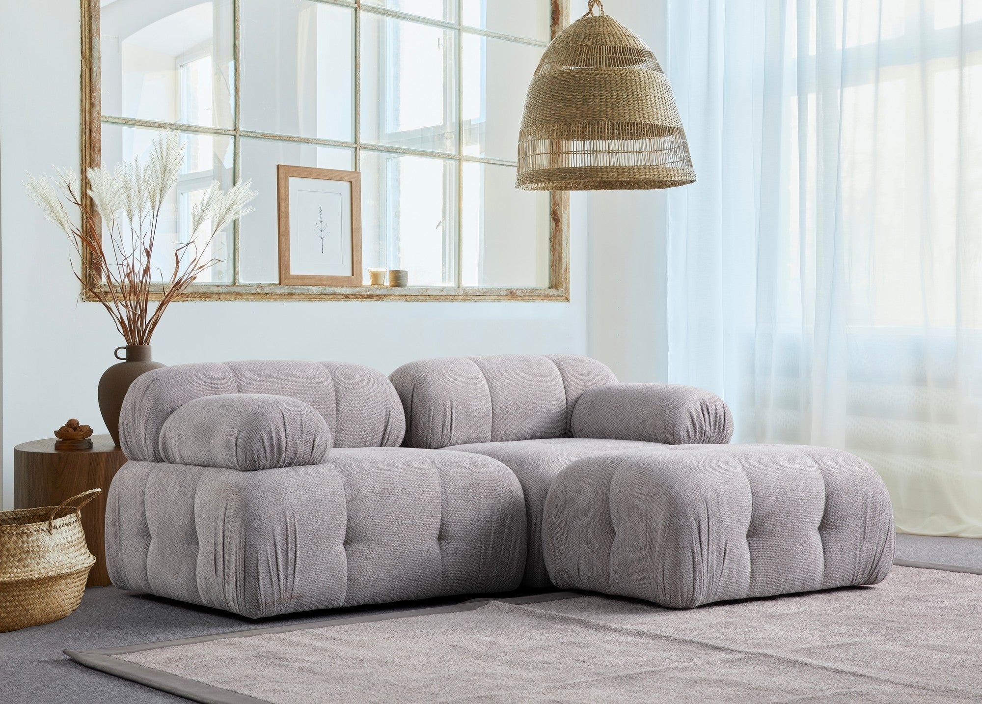 Sofá de canto elegante, cinza claro, 190 x 160 cm | Estrutura em madeira de faia e aglomerado, tecido 100% poliéster | Assentos de espuma macia, design moderno para salas de estar