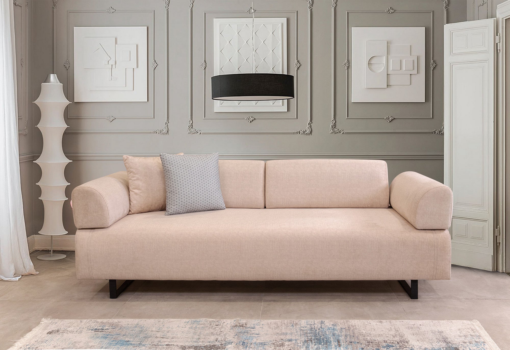 Sofá-cama bege de 3 lugares com estrutura de madeira de faia, almofadas portáteis e pernas de metal preto | 220x90x80 cm | Elegante e funcional para espaços de convivência modernos