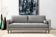 Sofá elegante de 3 lugares, cinza claro, 215 x 90 x 70 cm | Estrutura em madeira de faia, 100% poliéster, pernas em nogueira | Almofadas de espuma confortáveis e 2 travesseiros incluídos