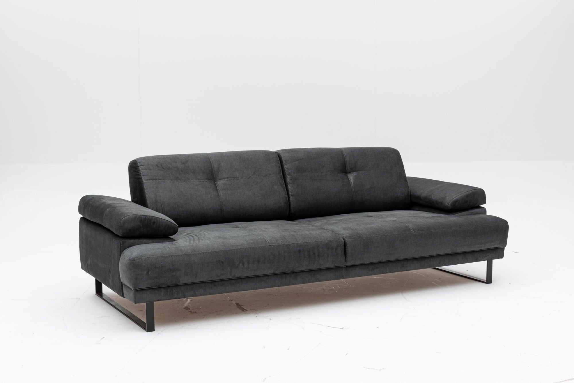Sofá-cama elegante de 3 lugares, antracite, 239 x 99 x 83 cm | Estrutura em madeira de faia e aglomerado, 100% poliéster, encosto ajustável, design industrial moderno