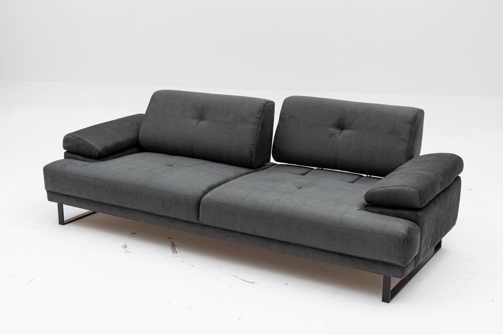 Sofá-cama elegante de 3 lugares, antracite, 239 x 99 x 83 cm | Estrutura em madeira de faia e aglomerado, 100% poliéster, encosto ajustável, design industrial moderno