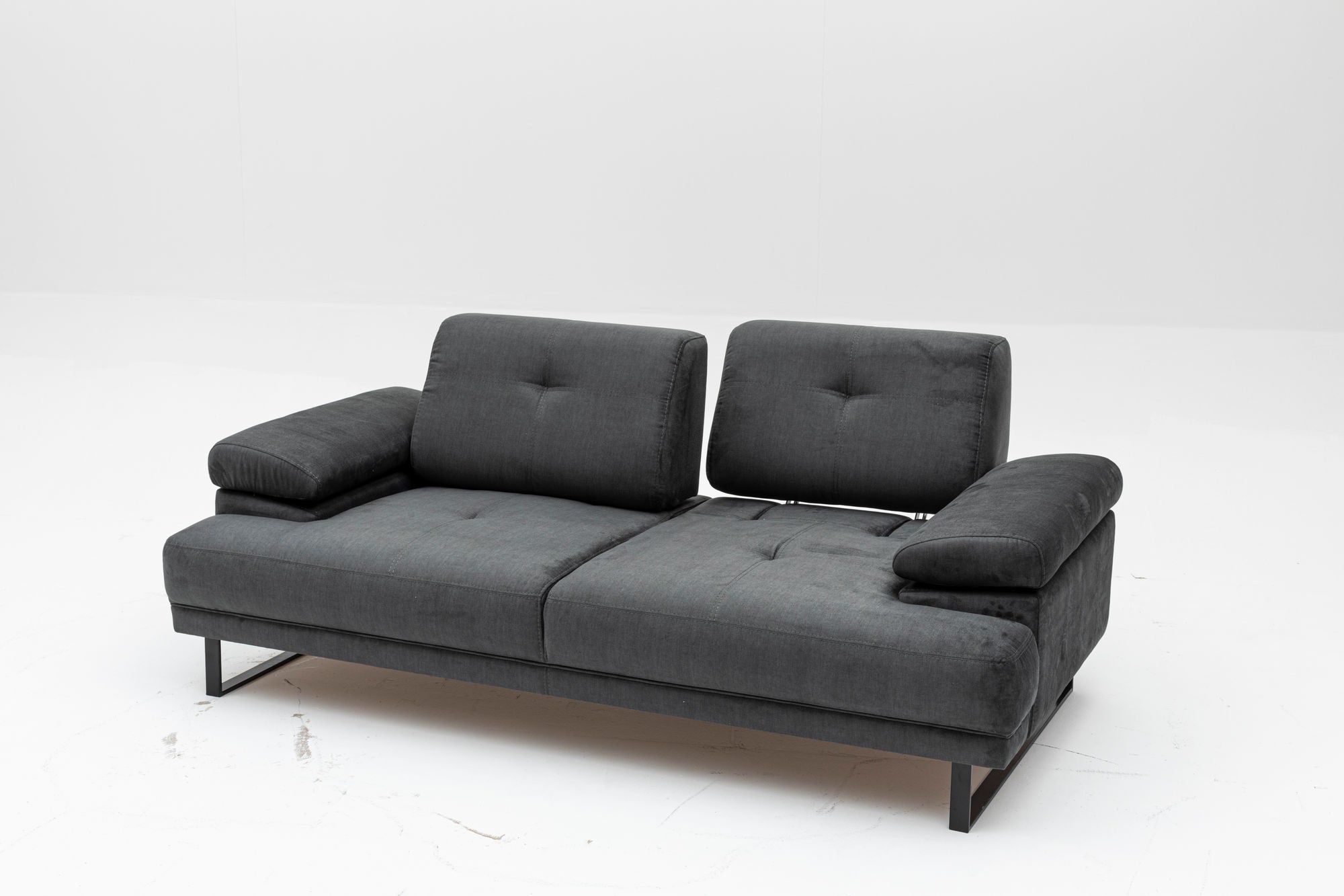 Sofá-cama elegante de 2 lugares, antracite, 199 x 99 x 83 cm | Estrutura em madeira de faia e aglomerado, 100% poliéster, encosto ajustável, design industrial moderno