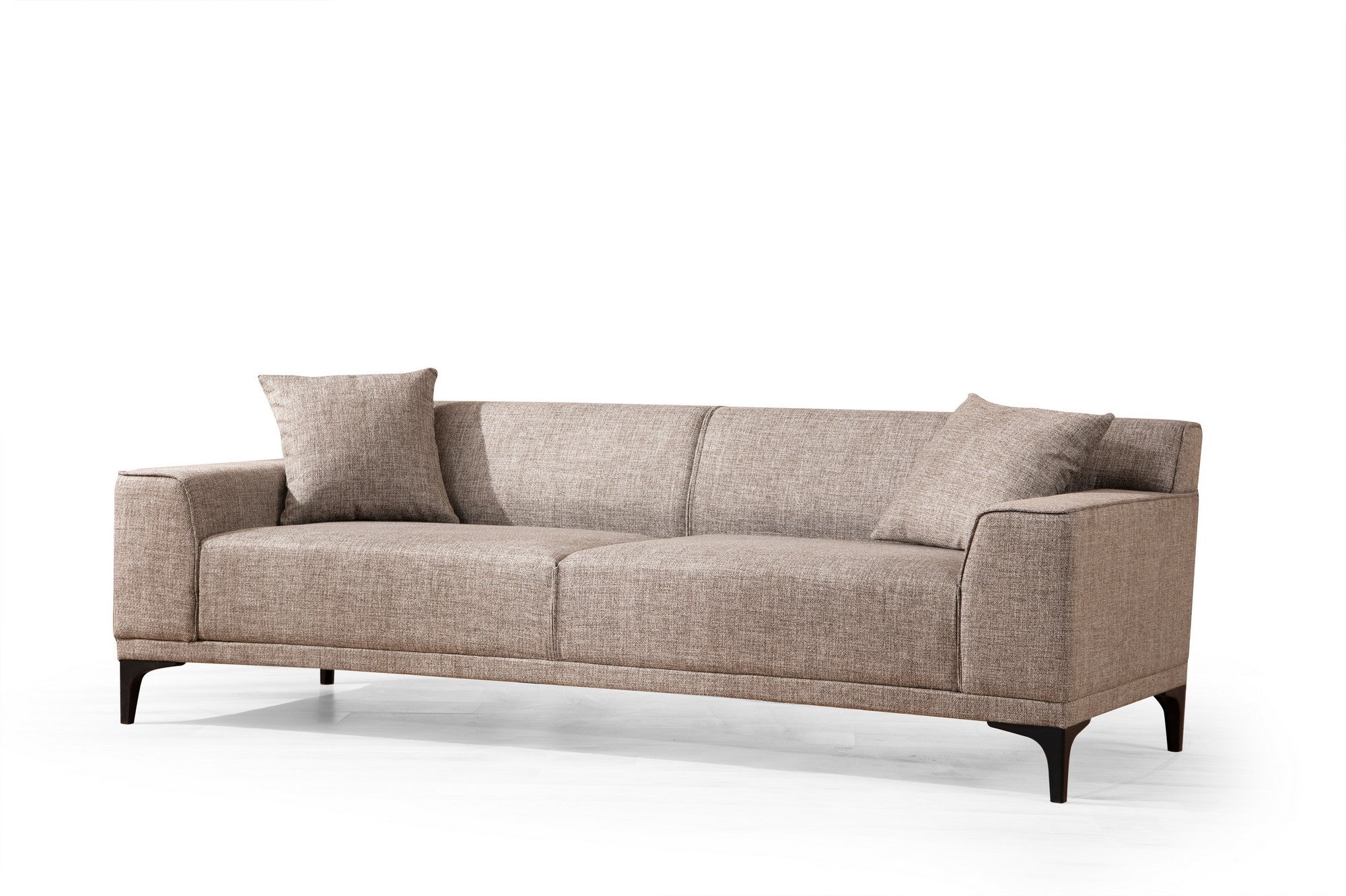Sofá elegante de 3 lugares, cor fulvo, 215 cm | Estrutura em madeira de faia e aglomerado, tecido 100% poliéster | Almofadas confortáveis de espuma e penas, design moderno