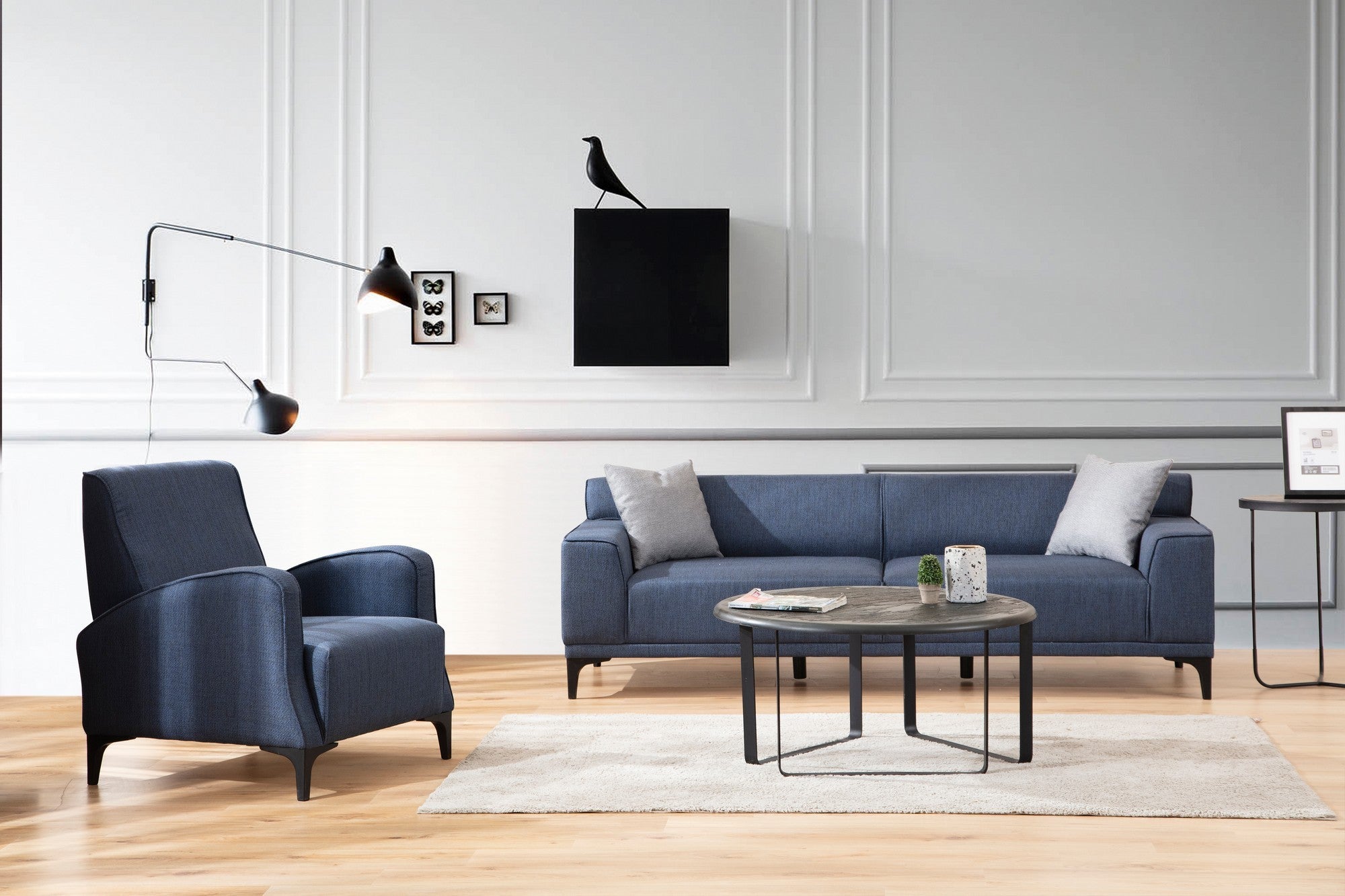 Sofá elegante de 3 lugares, tecido azul, 215 x 87 x 86 cm | Estrutura em madeira de faia e aglomerado, 100% poliéster, inclui 2 almofadas | Design escandinavo moderno