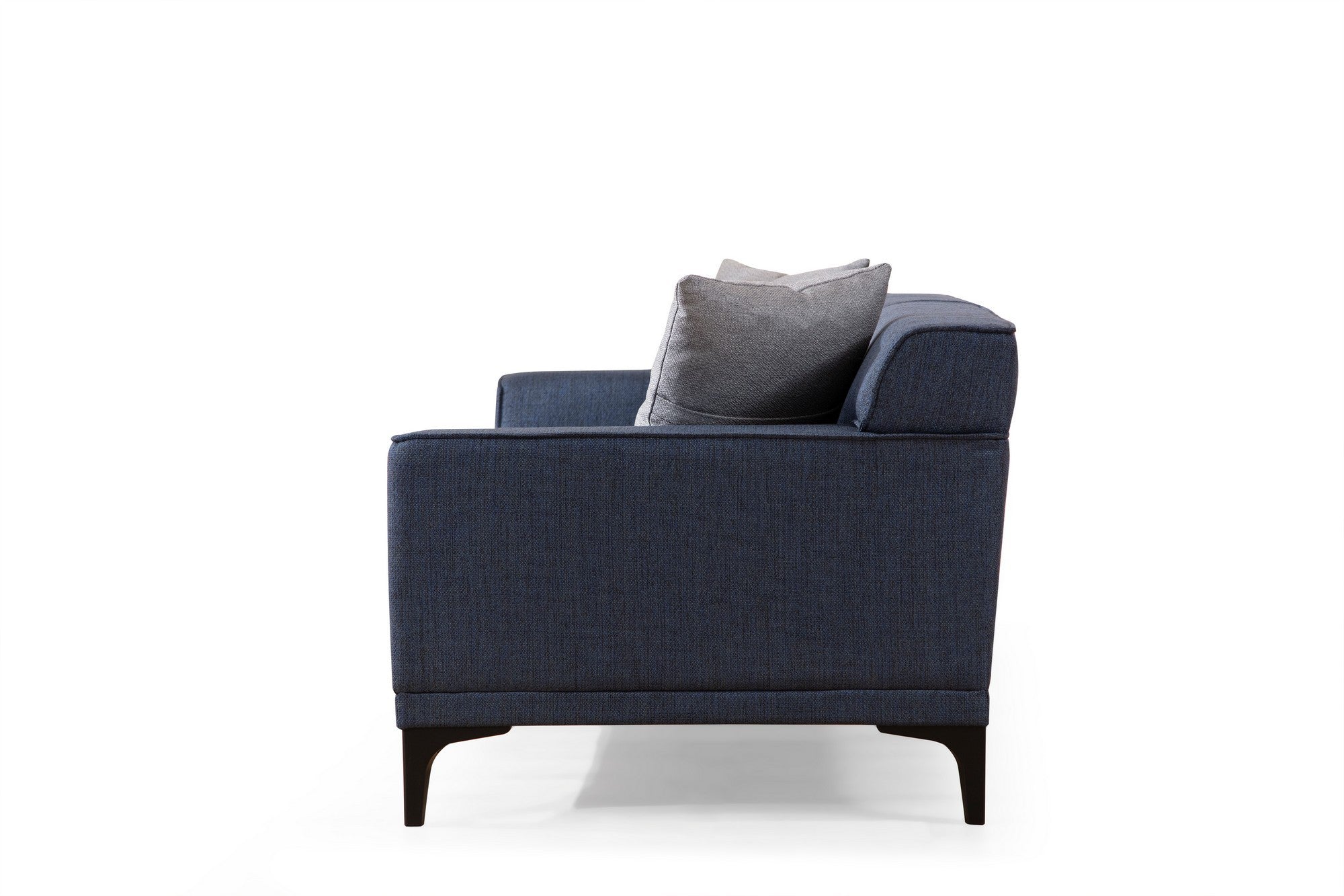 Sofá elegante de 3 lugares, tecido azul, 215 x 87 x 86 cm | Estrutura em madeira de faia e aglomerado, 100% poliéster, inclui 2 almofadas | Design escandinavo moderno