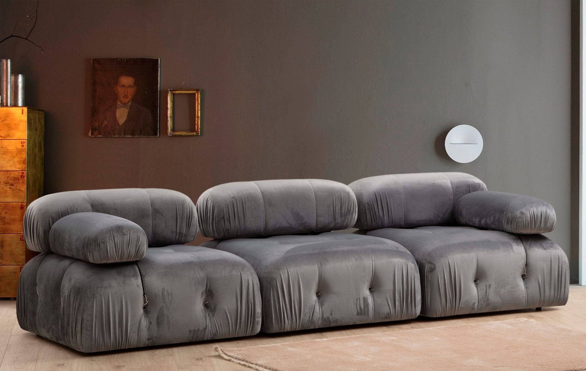 Sofá elegante de 3 lugares, poliéster cinza, 288 x 95 x 75 cm | Estrutura em madeira de faia, encosto e braço removíveis, almofadas de espuma macia | Design escandinavo moderno