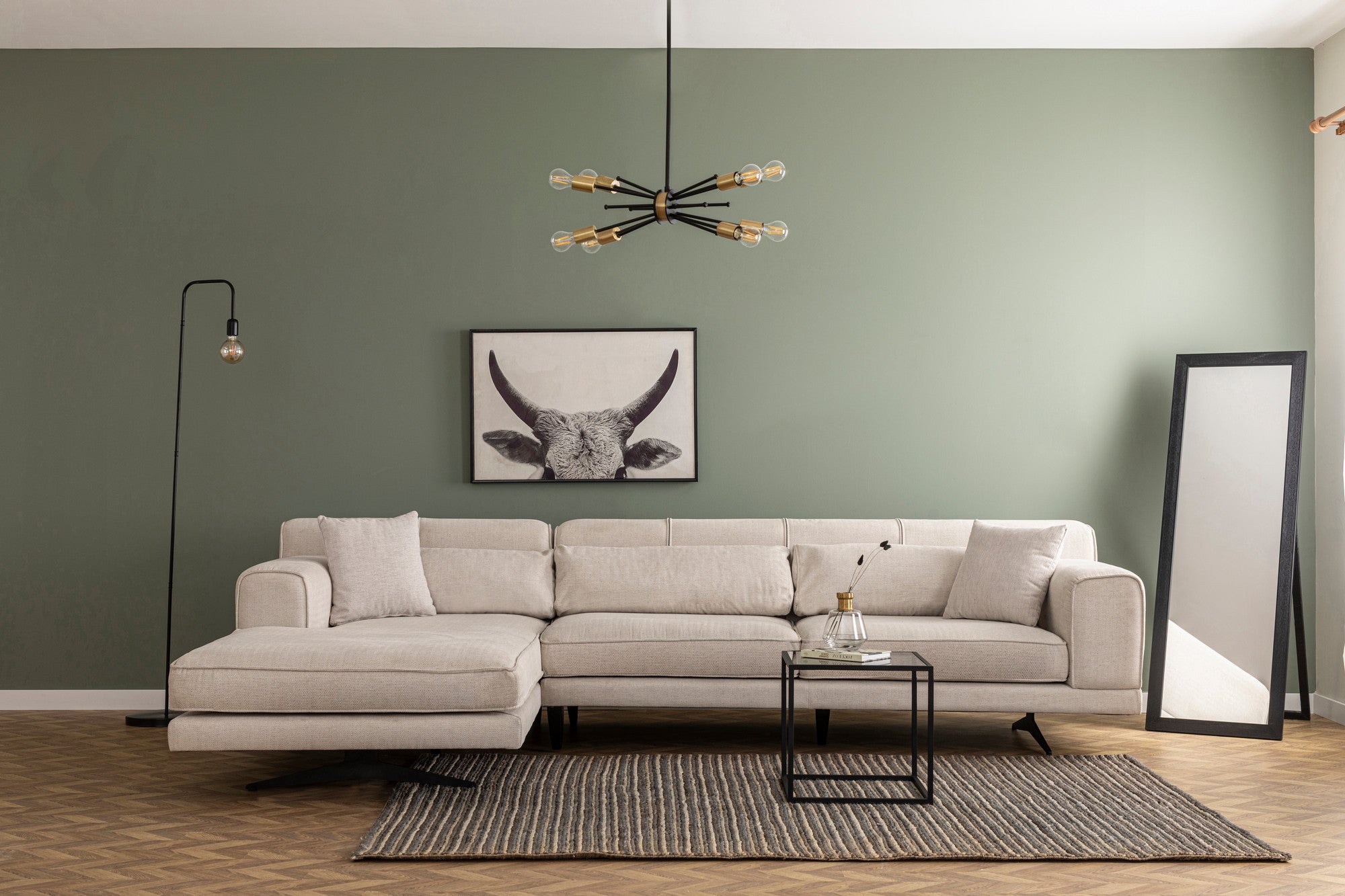 Sofá de canto bege, 198 x 308 cm, estrutura em madeira de faia e aglomerado, 100% poliéster, 5 almofadas, pernas de metal preto fosco, design escandinavo moderno, capacidade para 300 kg