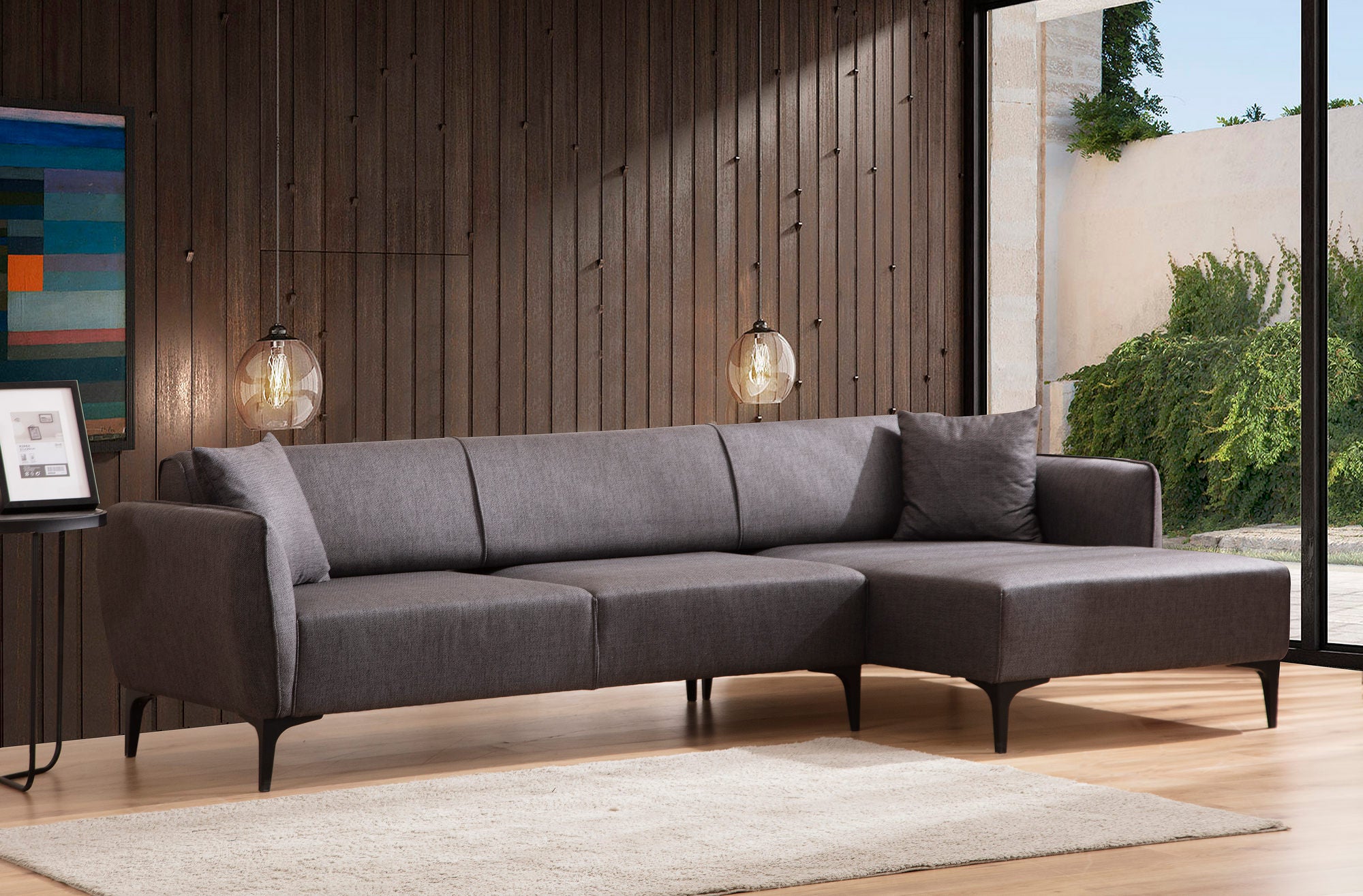 Sofá de canto elegante, cinza escuro, 270 x 140 cm | Estrutura em madeira de faia e aglomerado, 100% poliéster, encosto giratório, inclui 2 almofadas | Design escandinavo moderno