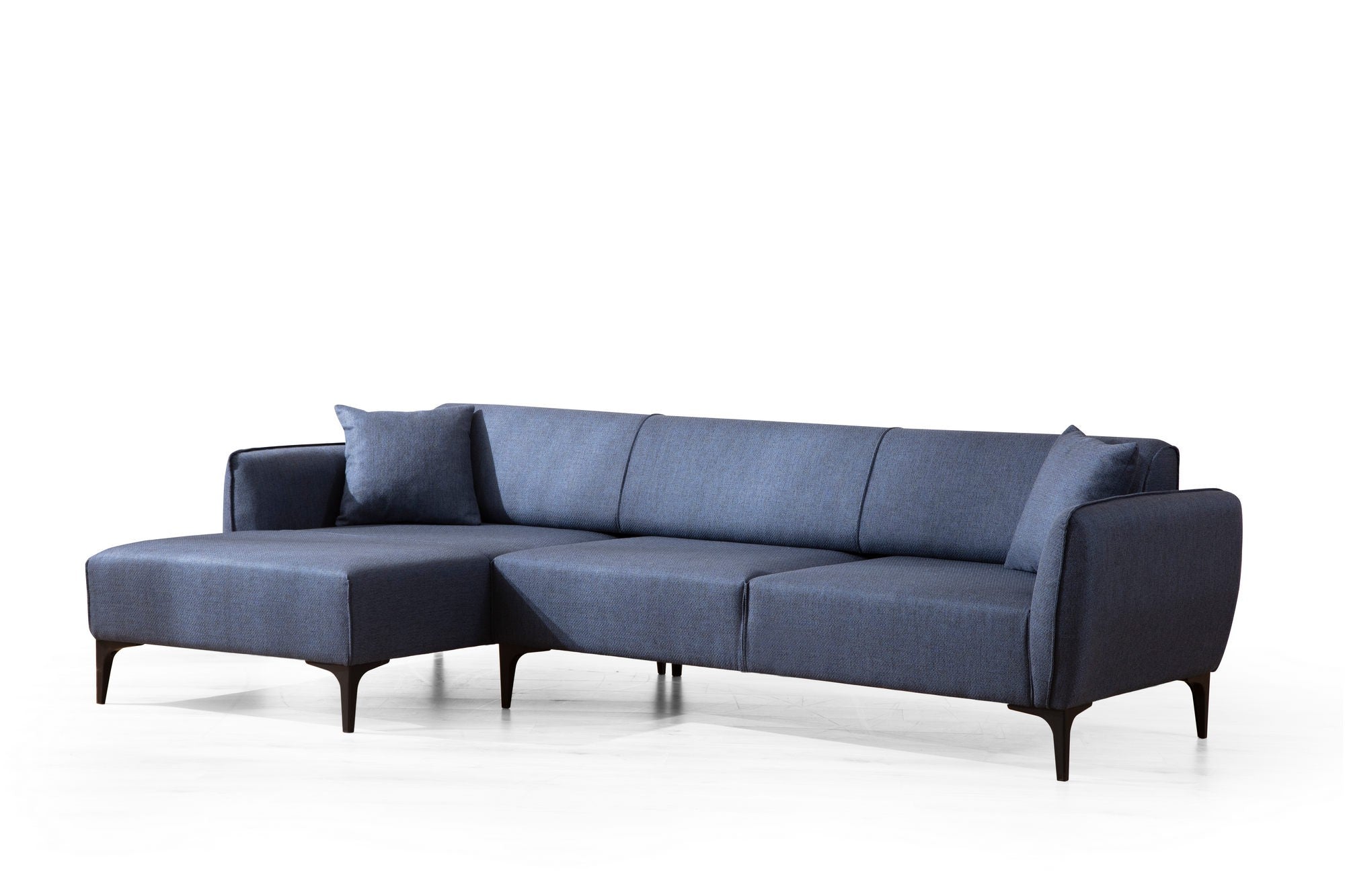 Sofá de canto elegante em azul, estrutura de madeira de faia e aglomerado, 140 x 270 cm | 100% poliéster, encosto giratório, inclui 2 almofadas | Design escandinavo moderno