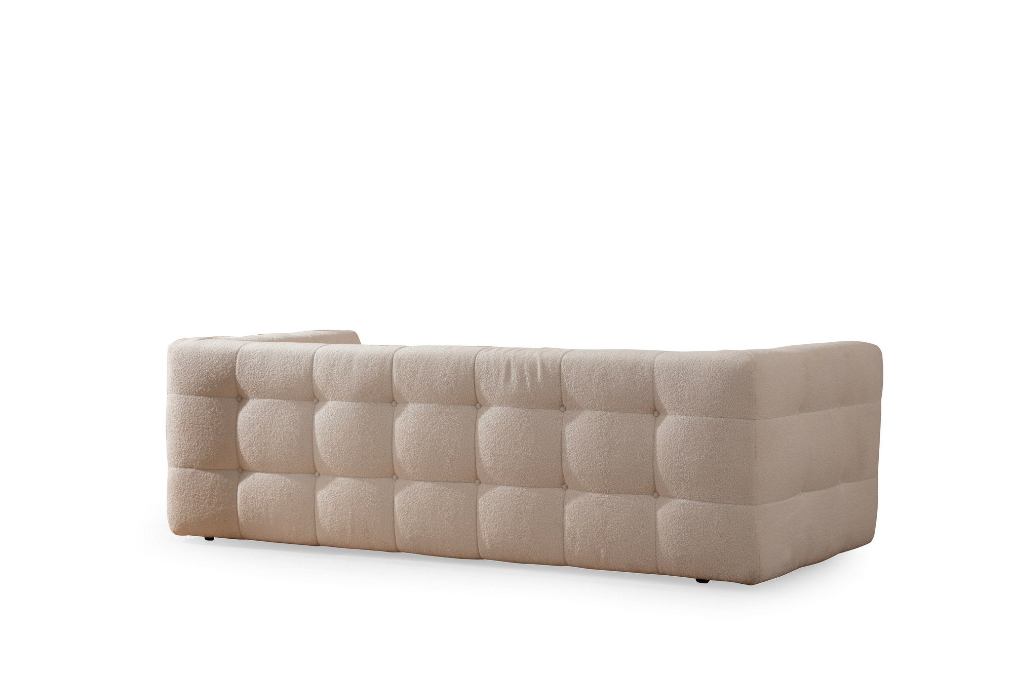 Sofá elegante de 3 lugares, bege, 235 x 100 x 72 cm | Estrutura em madeira de faia e aglomerado, 100% poliéster, espuma 28 DNS | Almofadas fixas, design elegante e confortável