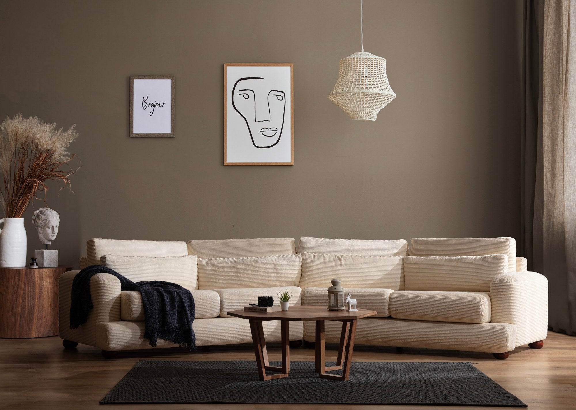 Sofá elegante de 4 lugares, bege, 330 x 105 x 90 cm | Estrutura em madeira de faia e aglomerado, 100% poliéster, almofadas removíveis | Elegante e confortável para salas de estar modernas