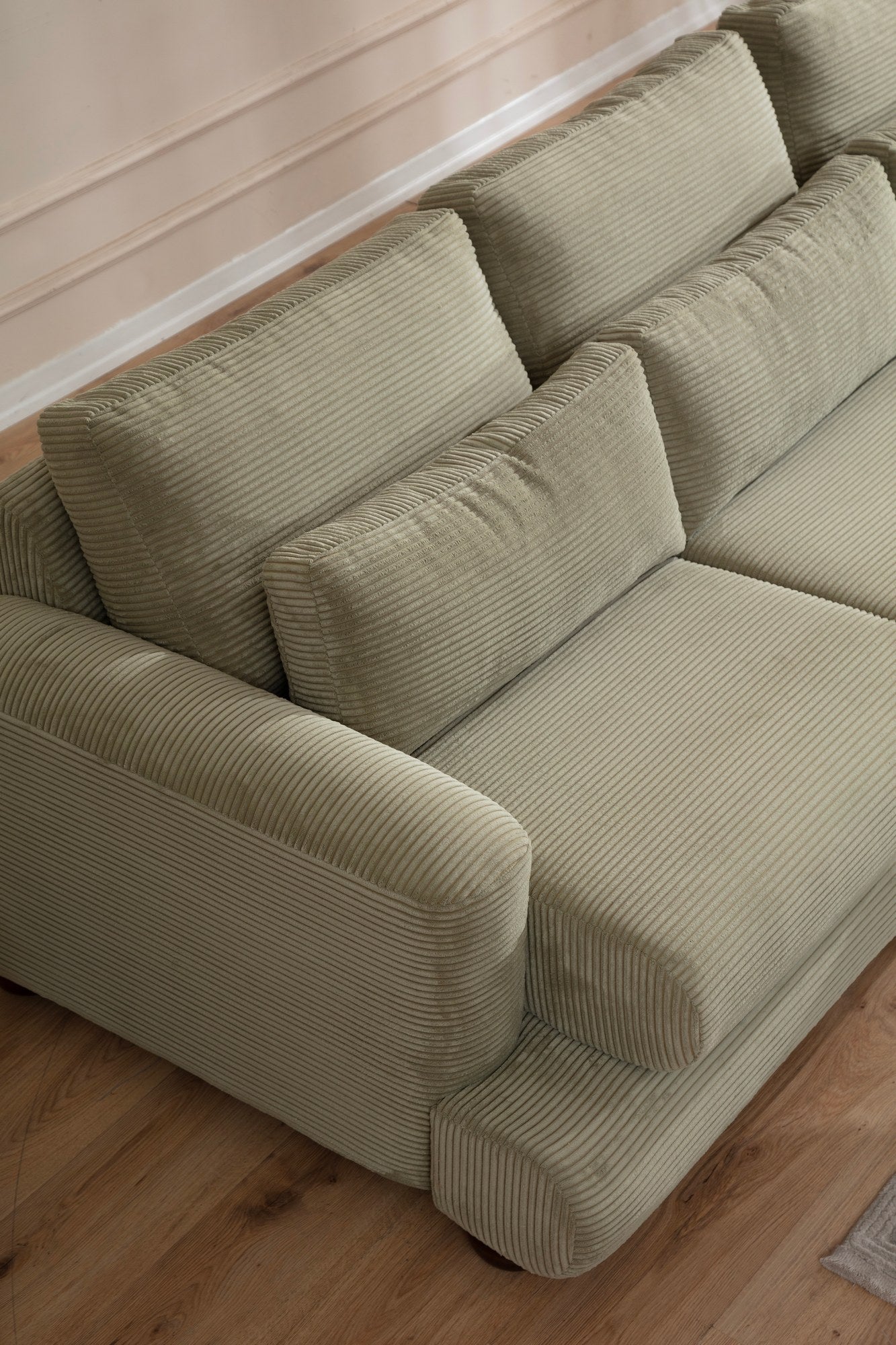 Sofá elegante de 4 lugares, verde, 330 x 105 x 90 cm | Estrutura em madeira de faia e aglomerado, 100% poliéster, almofadas removíveis | Design elegante para salas de estar modernas