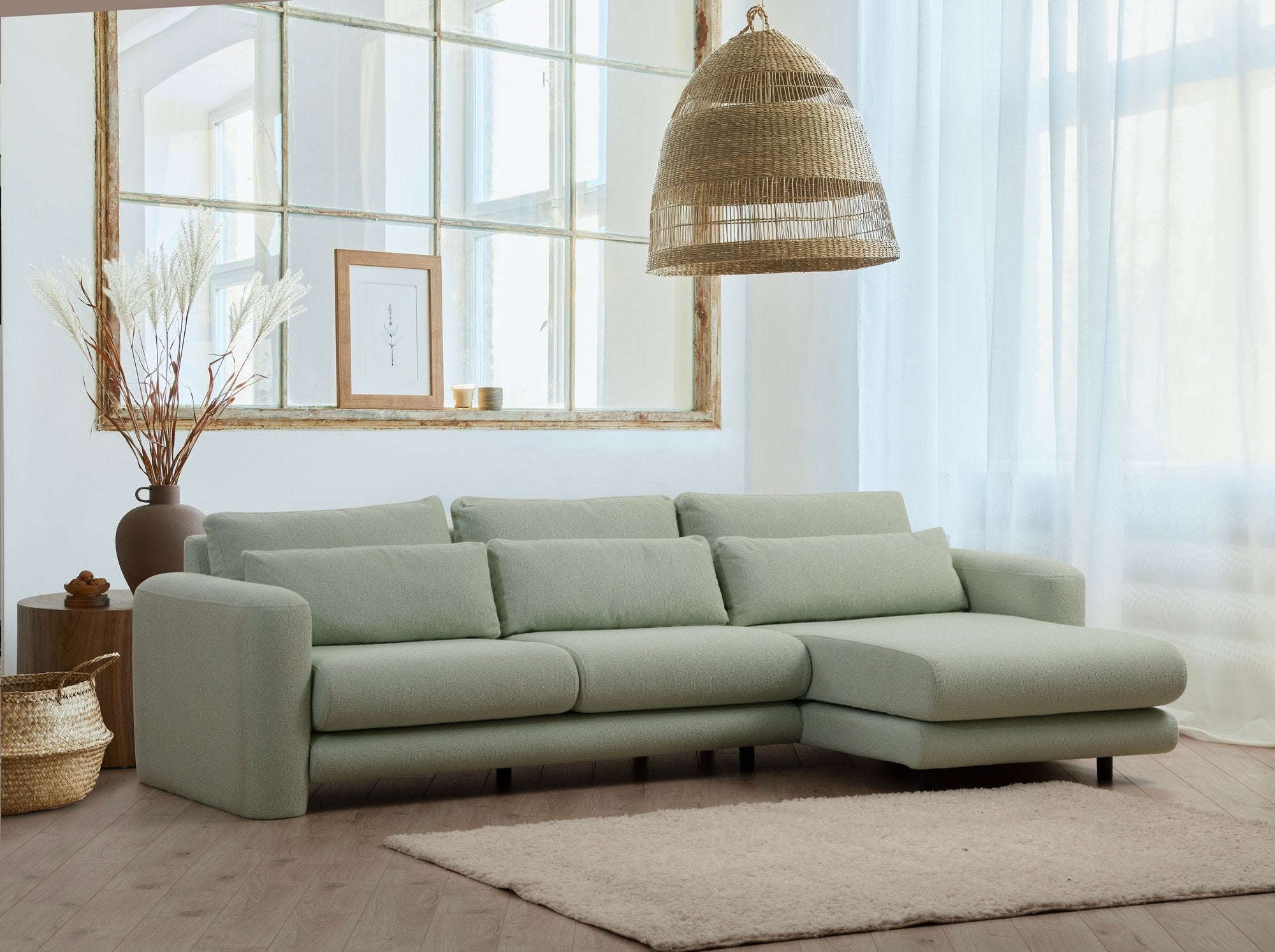 Sofá de canto elegante e verde, estrutura de madeira de faia e aglomerado, 290 x 165 x 73 cm | 100% poliéster, tecido lavável a seco, almofadas portáteis, conforto moderno
