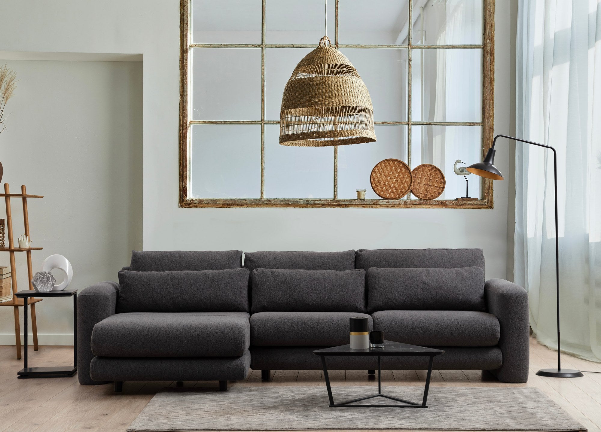 Sofá de canto elegante, cinza, 290 x 165 x 73 cm | Estrutura em madeira de faia e aglomerado, 100% poliéster, espuma 28 DNS | Almofadas portáteis, tecido lavável a seco