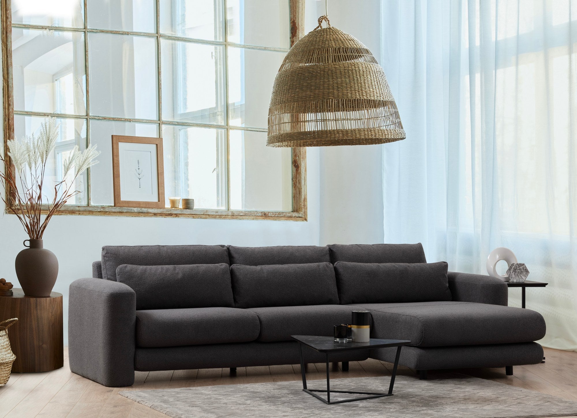 Sofá de canto elegante, cinza, 290 x 165 x 73 cm | Estrutura em madeira de faia e aglomerado, 100% poliéster, espuma 28 DNS | Almofadas portáteis, tecido lavável a seco