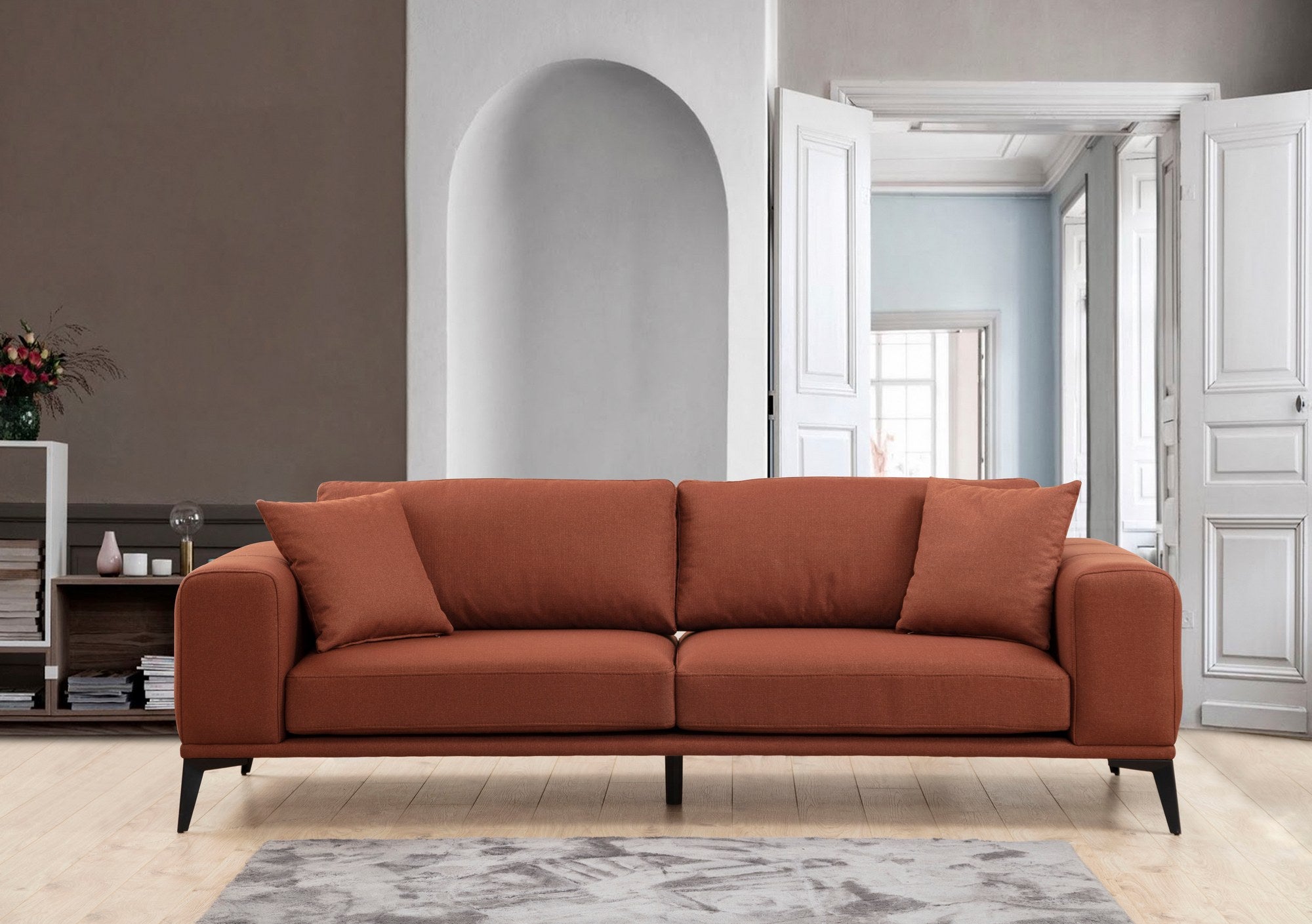 Sofá elegante de 3 lugares, vermelho-azulejo, 235 x 90 x 80 cm | Estrutura em madeira de faia e aglomerado, 100% poliéster, tecido lavável a seco | Design confortável e portátil