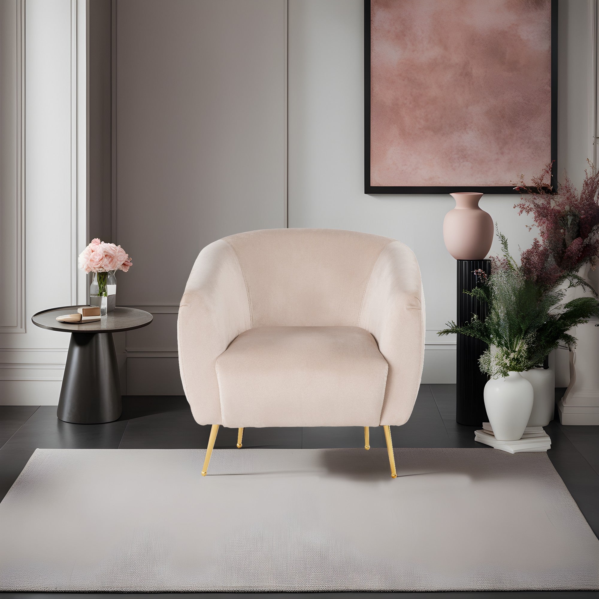 Poltrona Elegante com Pernas de Metal Dourado, Tecido Bege, 70x82x82 cm | Estrutura em Madeira de Faia, Almofadas de Espuma Macia e Penas, Inclui 1 Travesseiro, Lavável a Seco