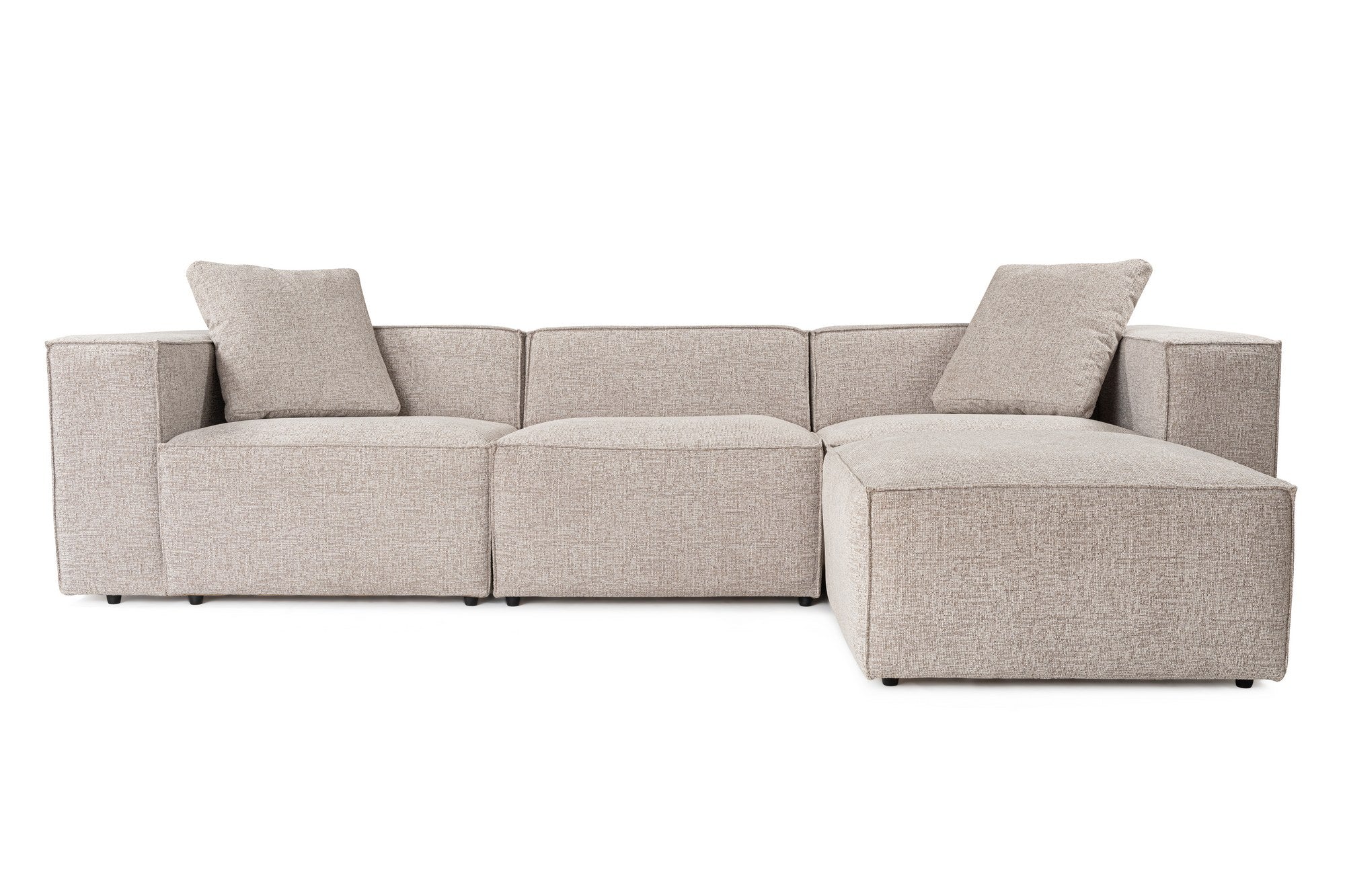 Sofá de canto elegante em tom mocha, 303 cm x 193 cm x 65 cm | Estrutura 100% madeira de carpa, tecido 100% linho, espuma 32 DNS, inclui 2 almofadas | Perfeito para salas de estar modernas