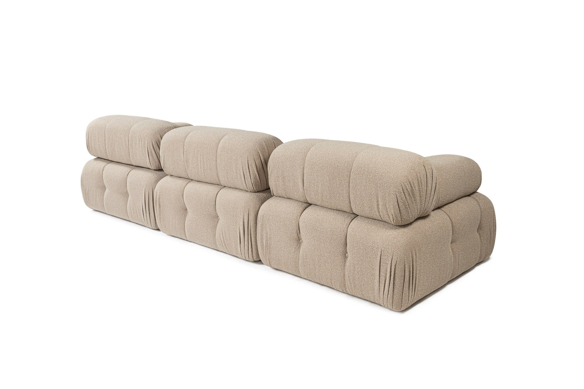 Sofá de canto elegante, cor pêssego, 300x200 cm | Estrutura em madeira de faia e aglomerado, 100% poliéster, espuma 28 DNS | Design moderno com mecanismo de mudança