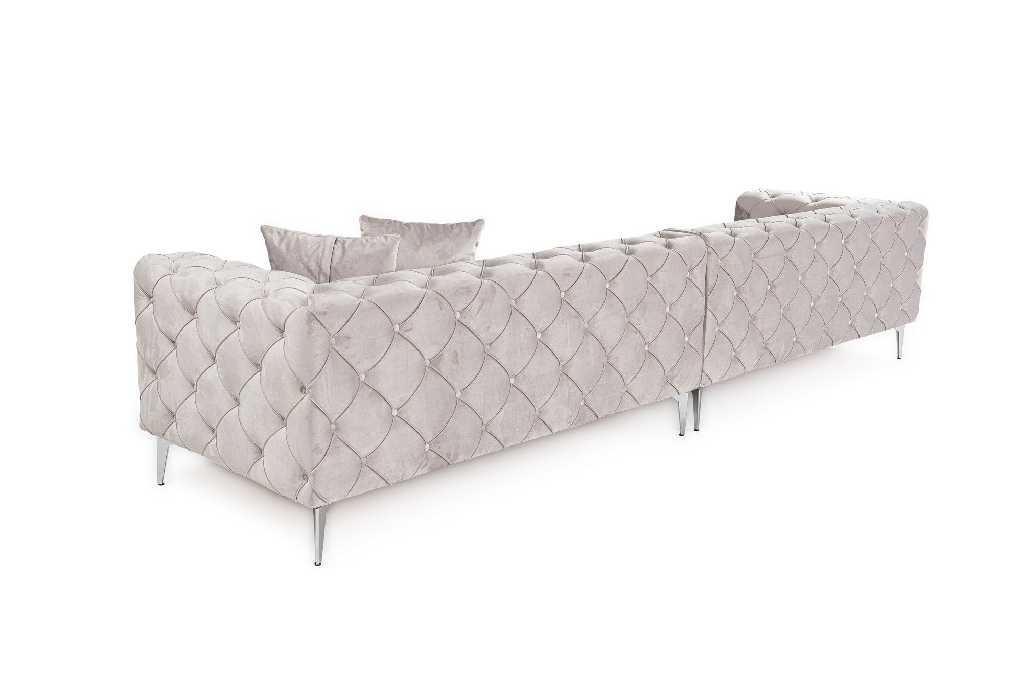 Sofá elegante de 4 lugares, cinza claro, 344 x 90 x 72 cm | Estrutura em madeira de faia e aglomerado, 100% poliéster, pernas cromadas | Inclui 2 almofadas, tecido lavável a seco