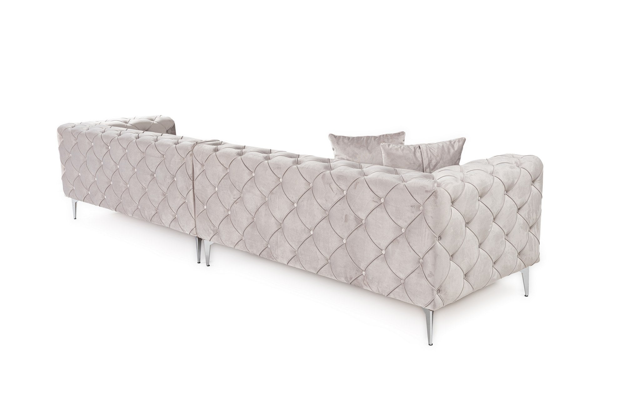 Sofá elegante de 4 lugares, cinza claro, 344 x 90 x 72 cm | Estrutura em madeira de faia e aglomerado, 100% poliéster, pernas cromadas | Inclui 2 almofadas, tecido lavável a seco