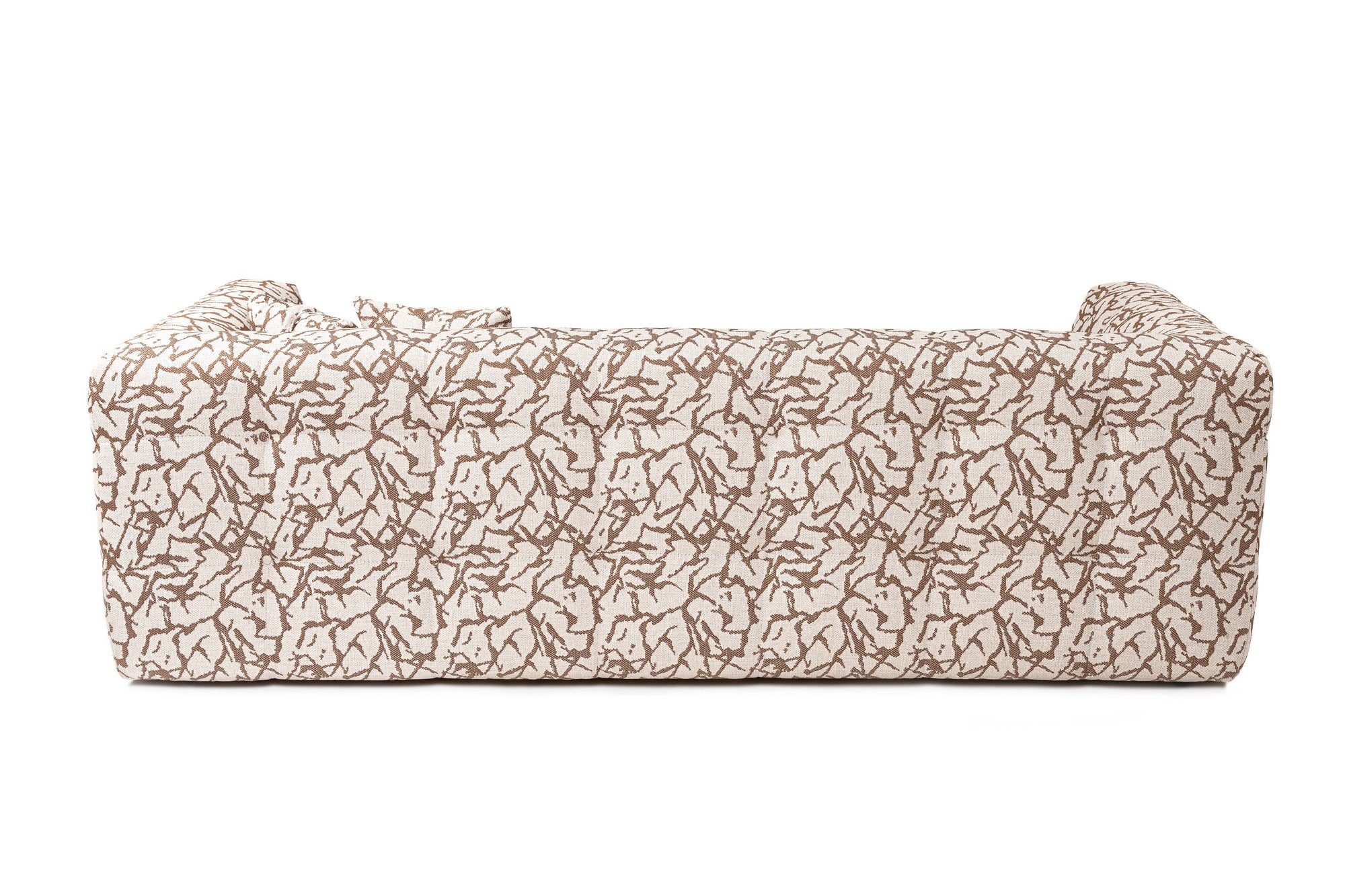 Sofá elegante de 3 lugares, cor bege, 235 x 100 x 72 cm | Estrutura em madeira de faia e aglomerado, 100% poliéster, espuma 28 DNS | Almofadas fixas, conforto moderno