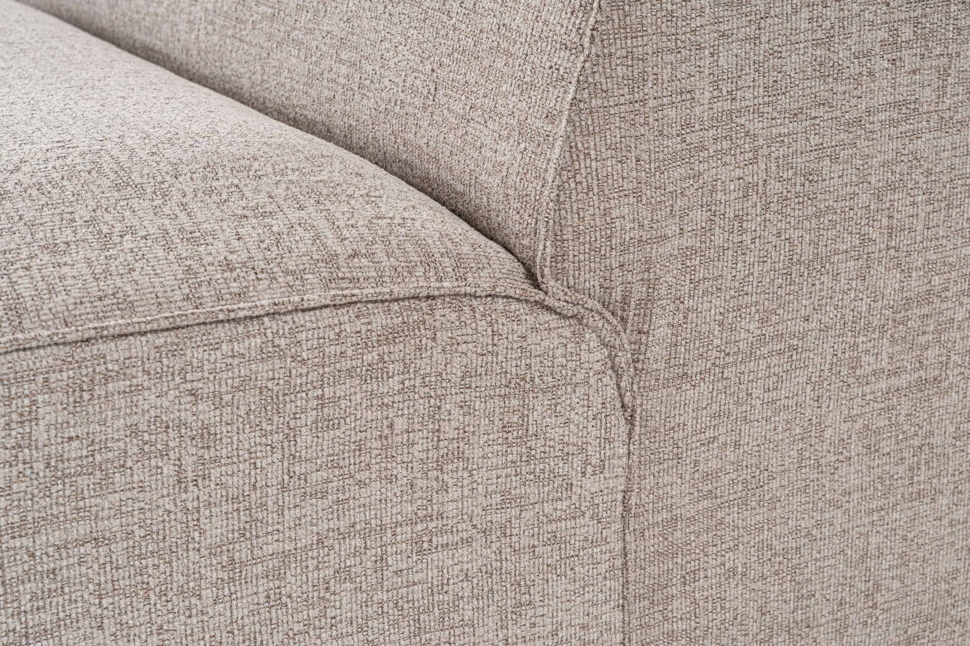 Sofá elegante de 1 lugar, cor mocha, 110 x 108 x 65 cm | Estrutura 100% madeira de carpa, tecido 100% linho, espuma 32 DNS, inclui almofada | Perfeito para espaços aconchegantes