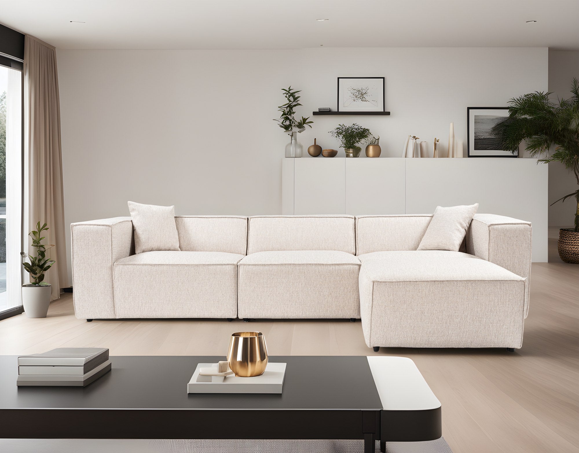 Sofá de canto elegante, marrom claro, 303 x 193 x 65 cm | Estrutura 100% madeira de carpa, tecido 100% linho, espuma 32 DNS, inclui 2 almofadas | Assentos elegantes e confortáveis